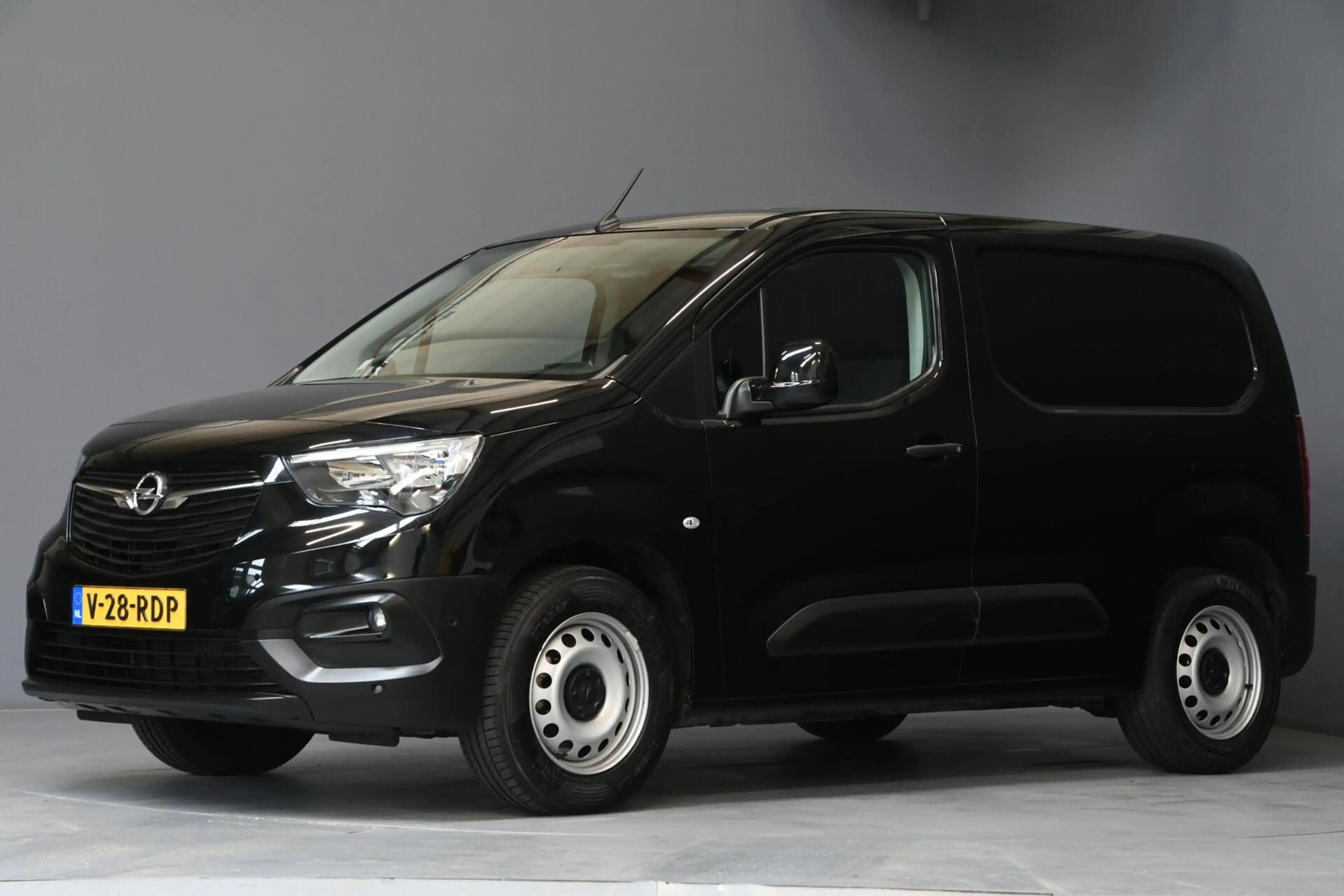 Opel Combo-e L1H1 Edition 50 kWh | SOH 92,38% — photo 2