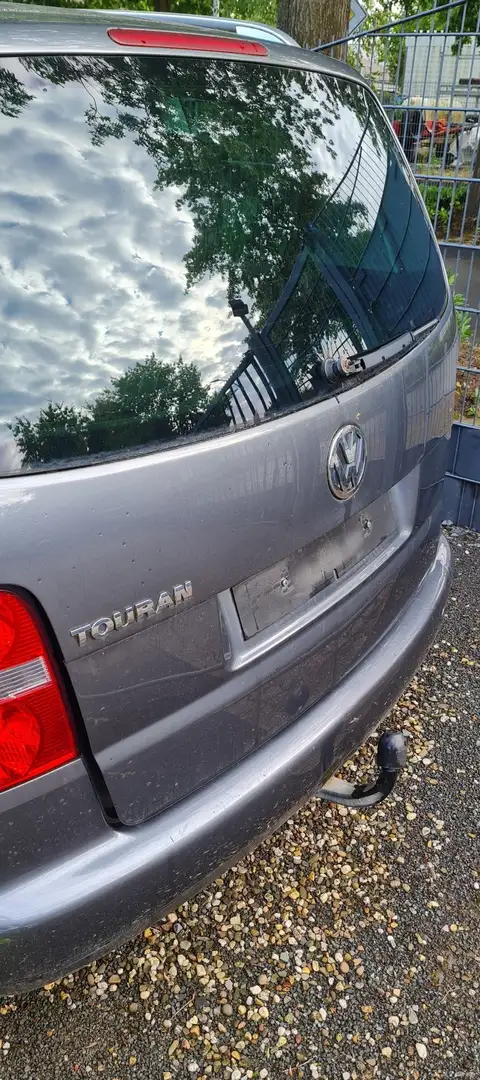 Volkswagen Touran 2.0 FSI Highline - 1