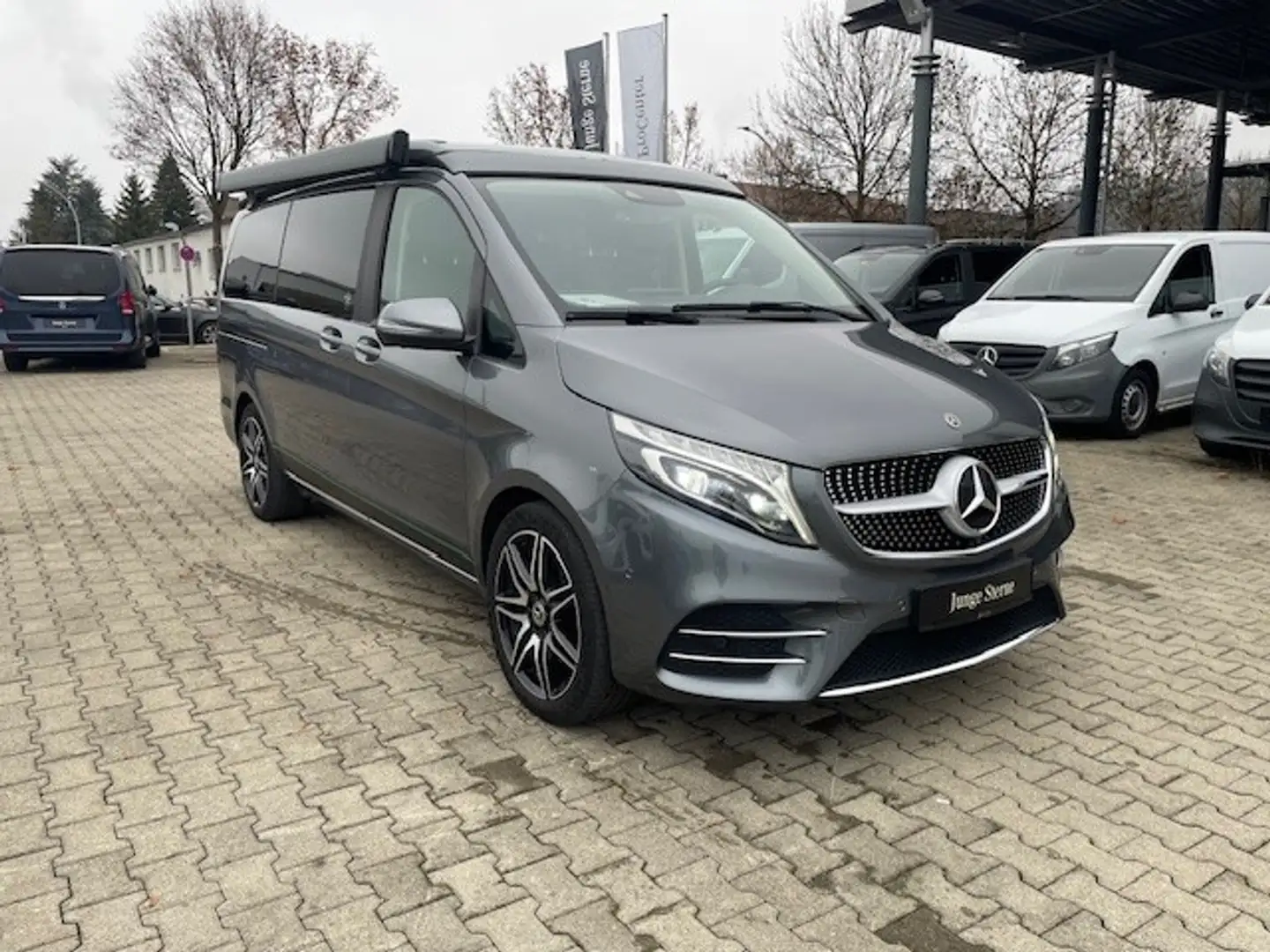 Mercedes-Benz Marco Polo V 250 /AMG/DISTRONIC/360°/AHK/STANDHZG/LED/LEDER Grau - 2