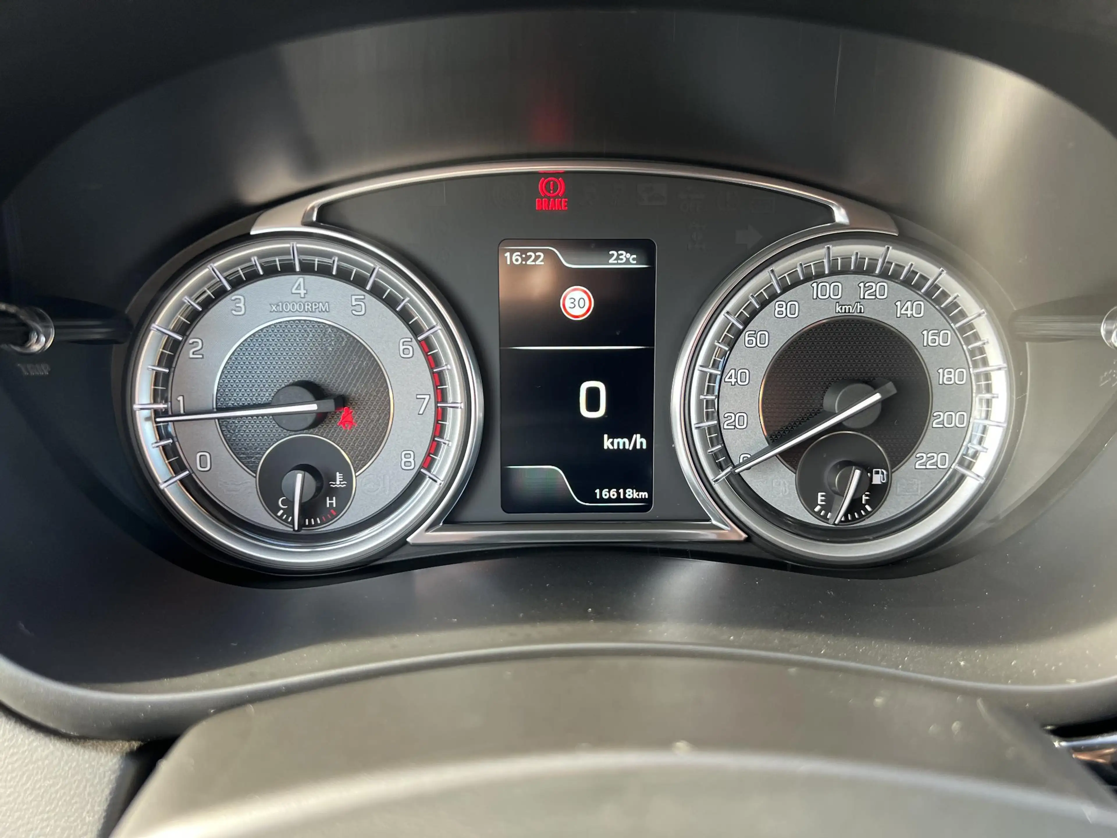 Suzuki S-Cross 1.4 Boosterjet Style Smart Hybrid | NL auto | Appl — photo 21