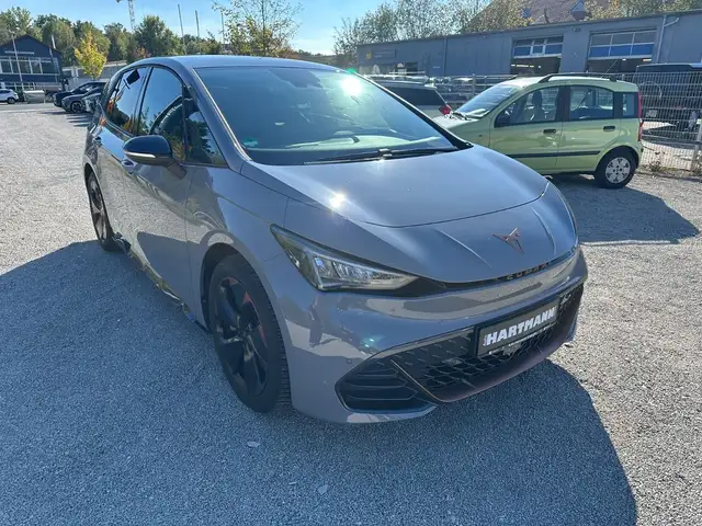 CUPRA Born