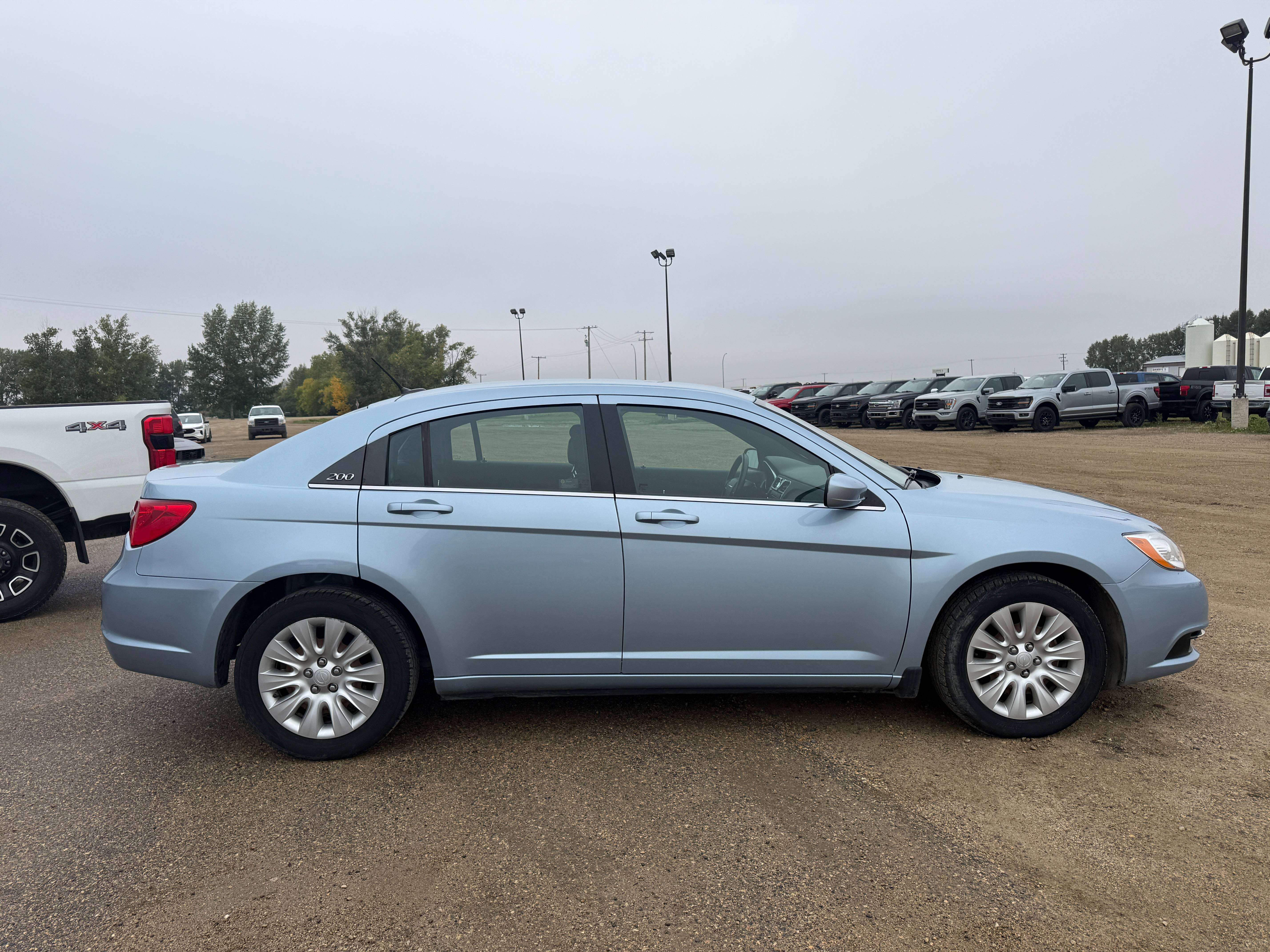 2013 Chrysler 200