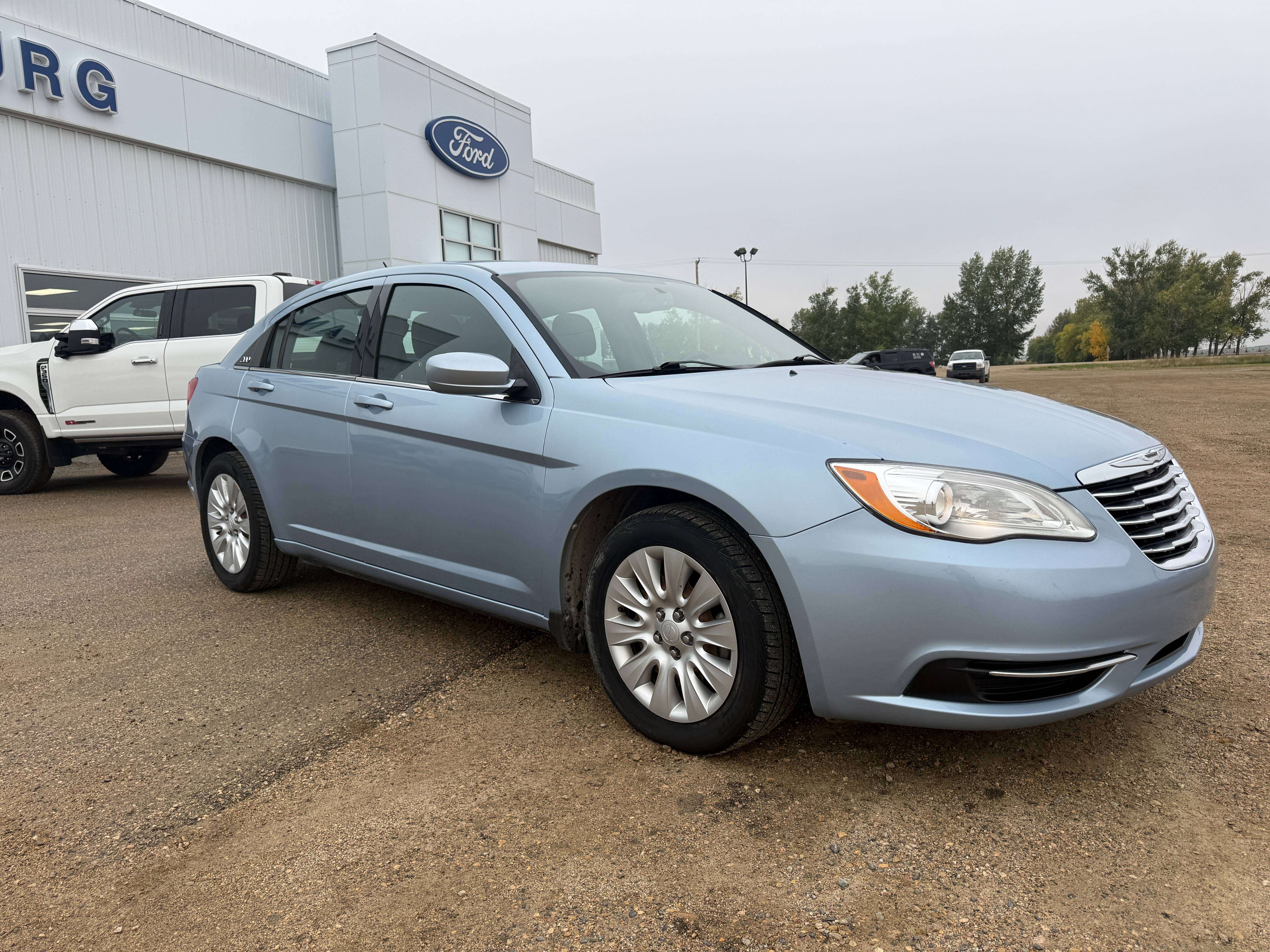 2013 Chrysler 200
