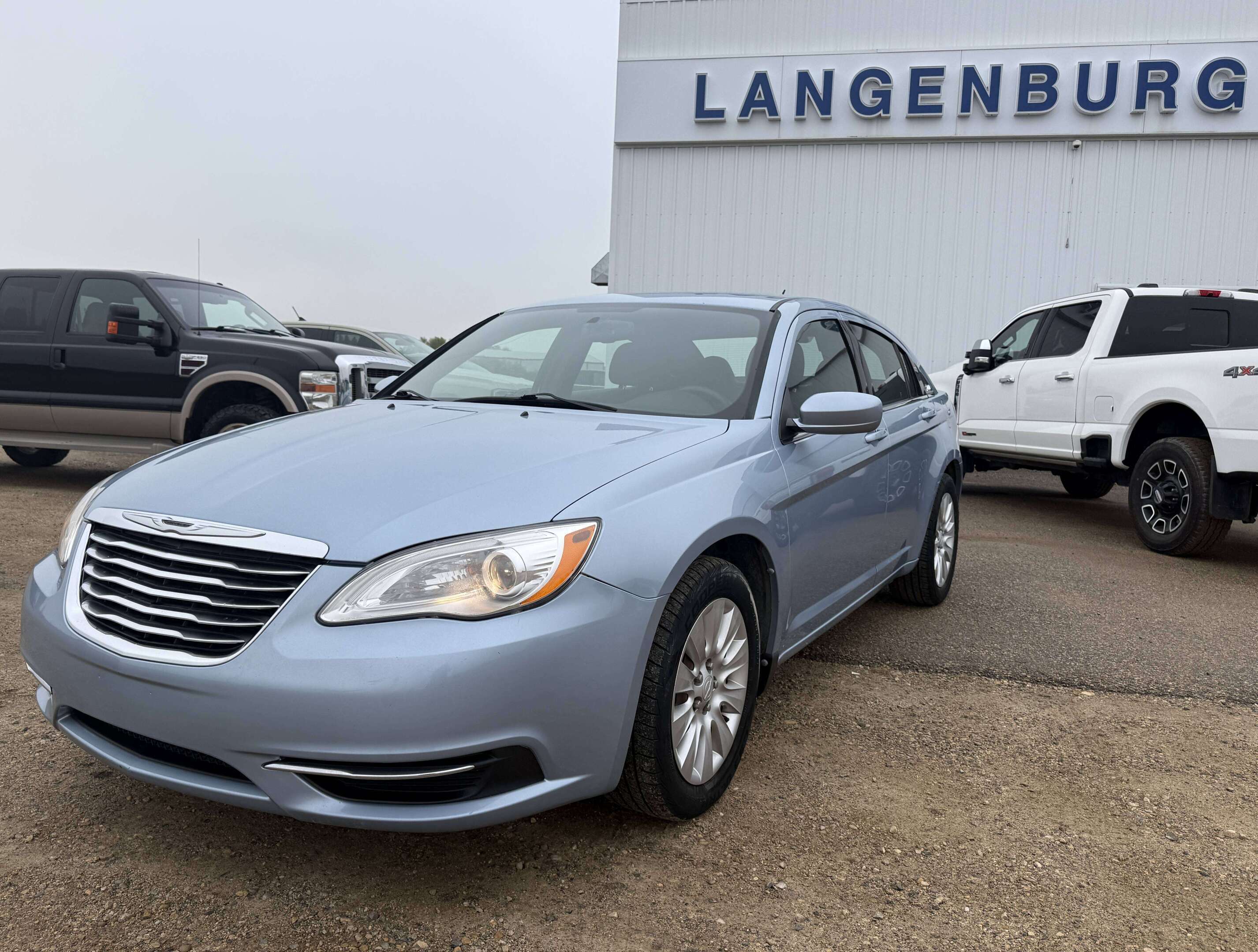 2013 Chrysler 200