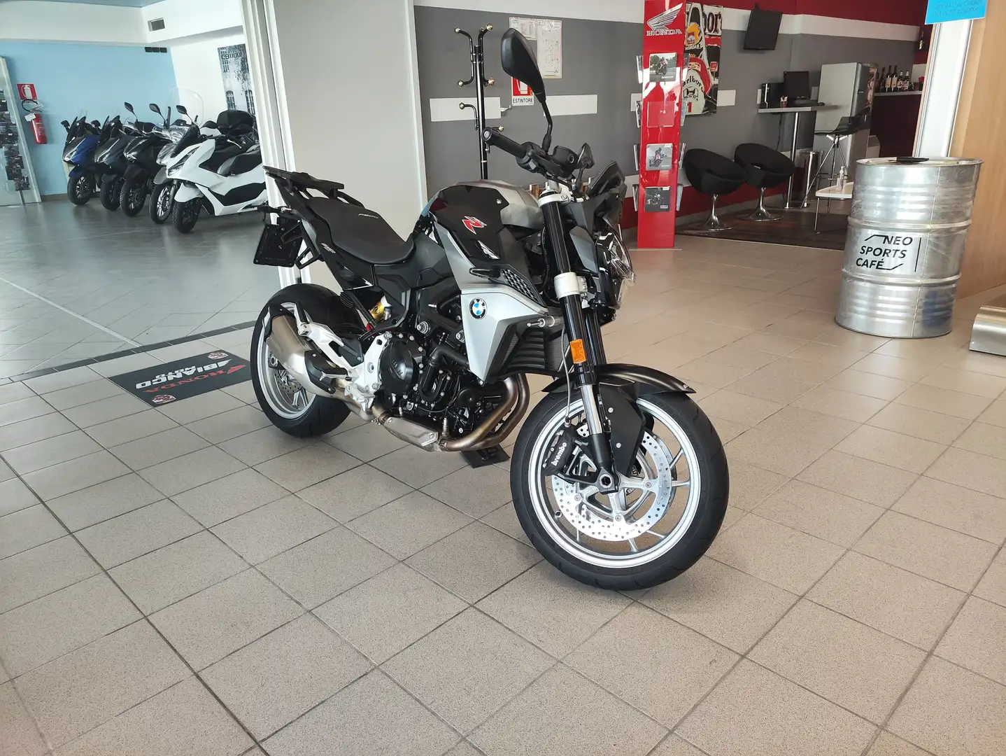 BMW F 900 R ABS Nero - 1