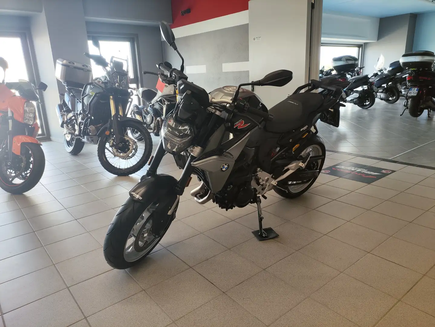 BMW F 900 R ABS Nero - 2