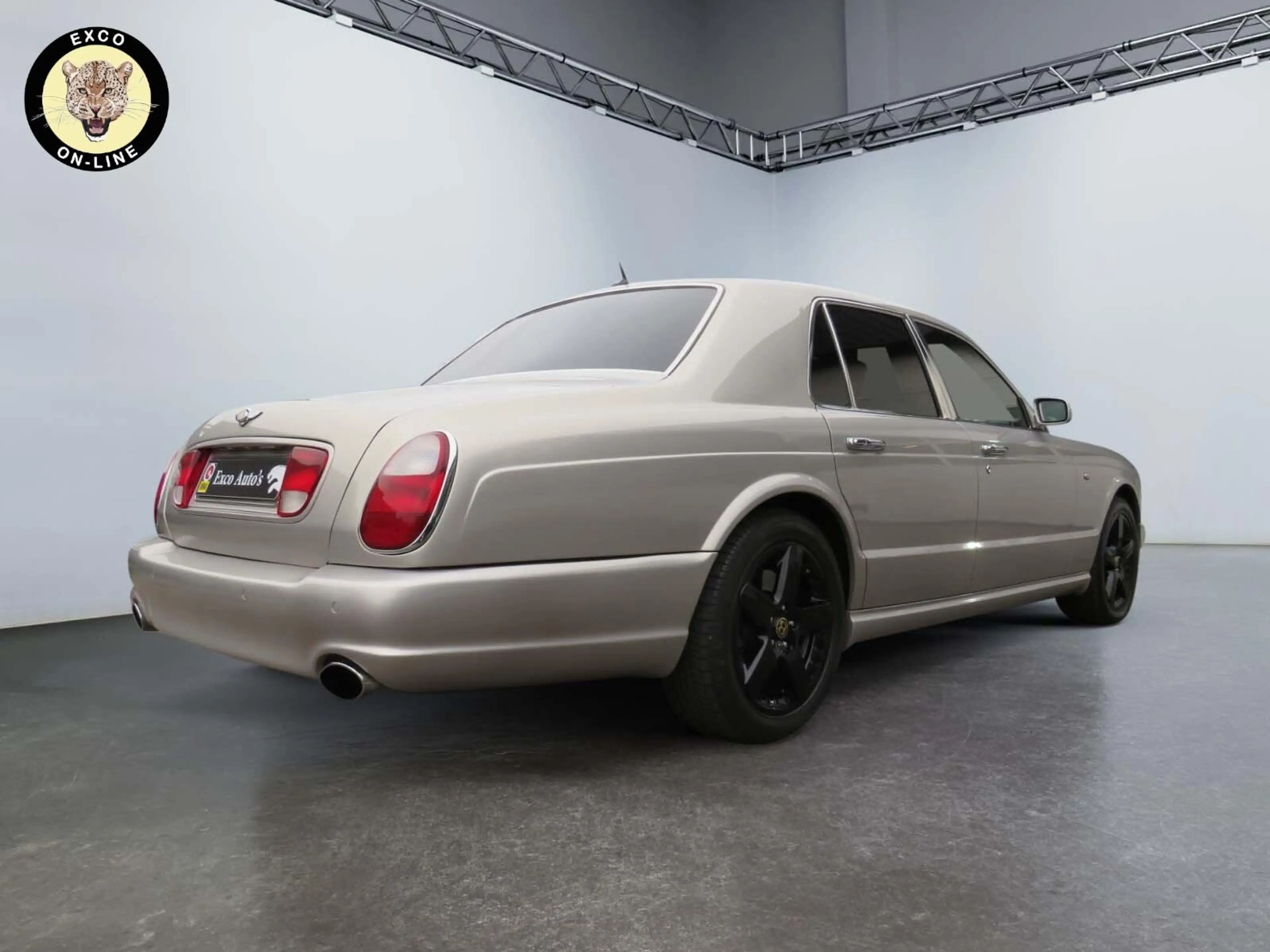 Bentley Arnage 6.8 V8 T — photo 14