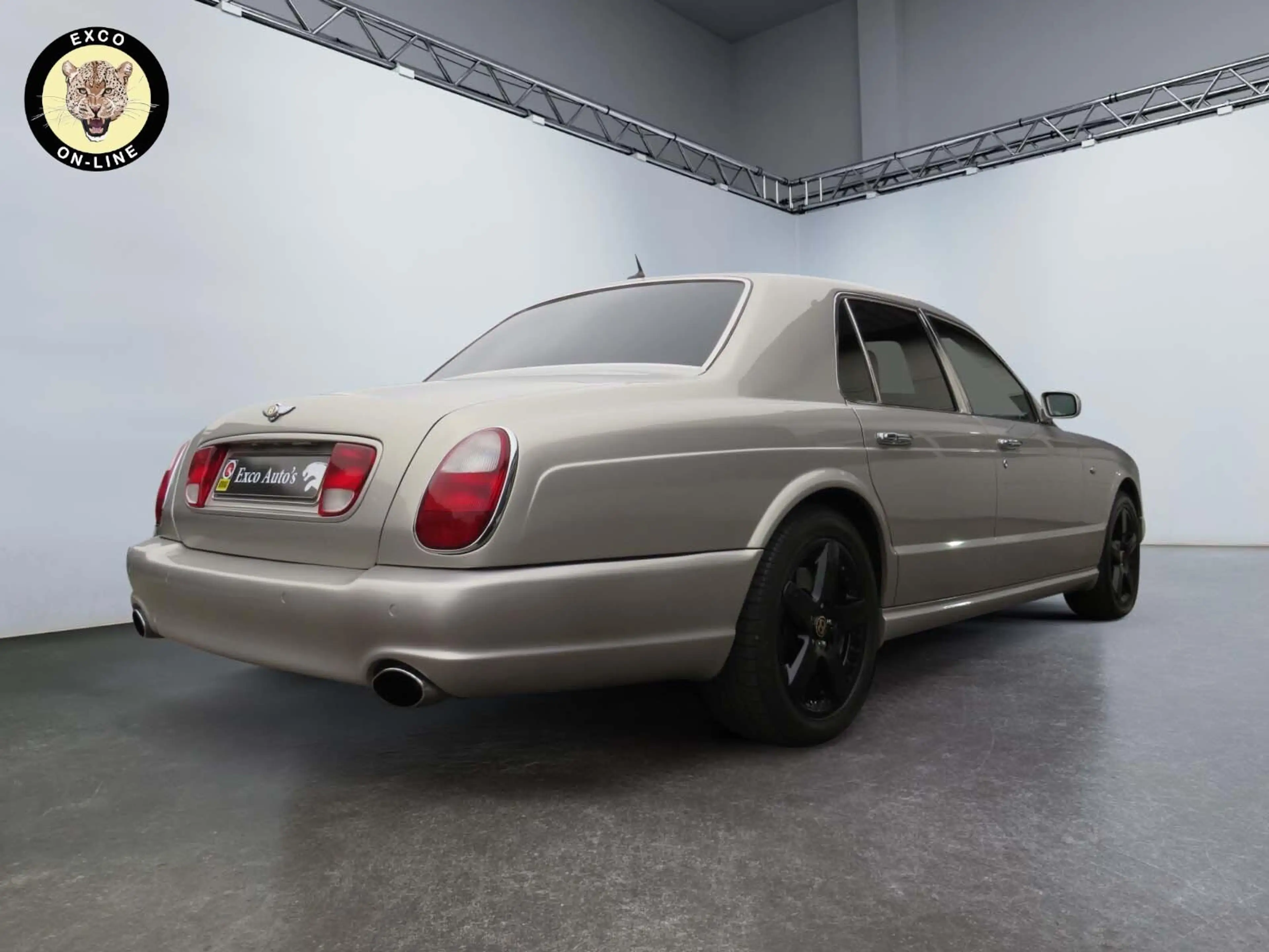 Bentley Arnage 6.8 V8 T — photo 7