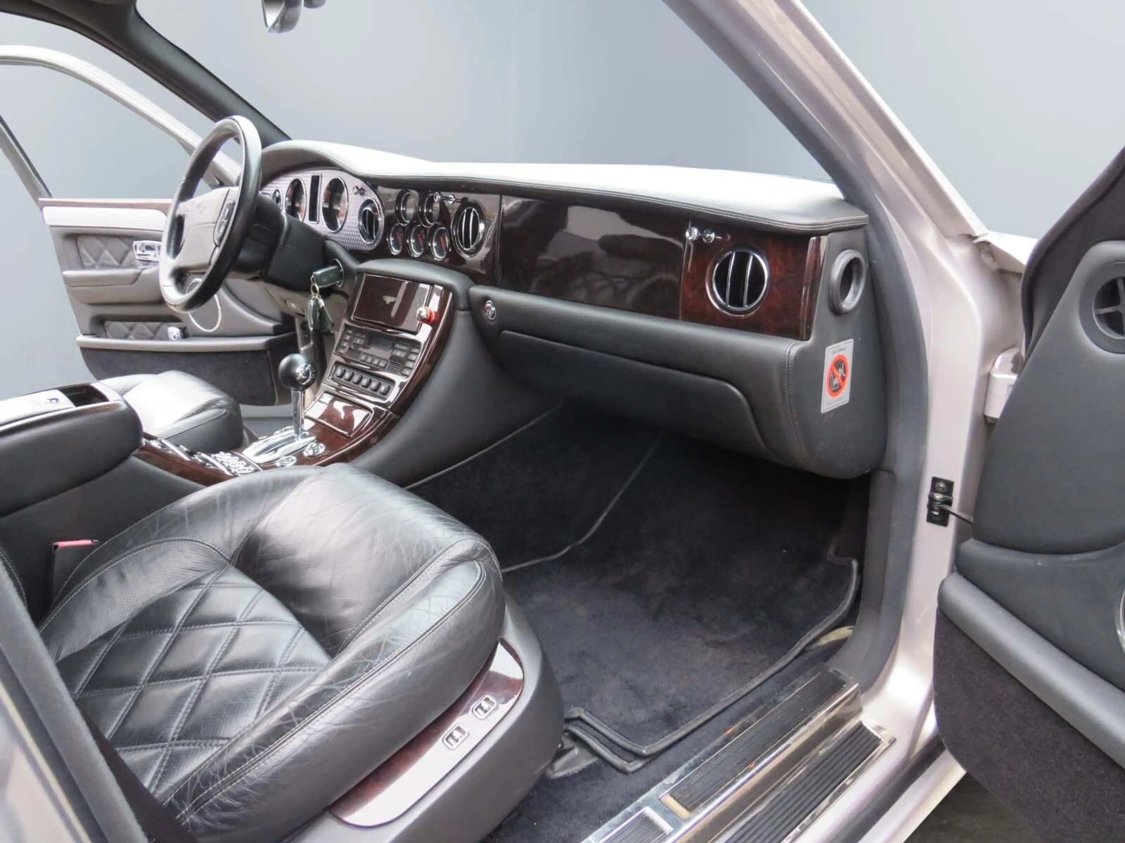 Bentley Arnage 6.8 V8 T — photo 12