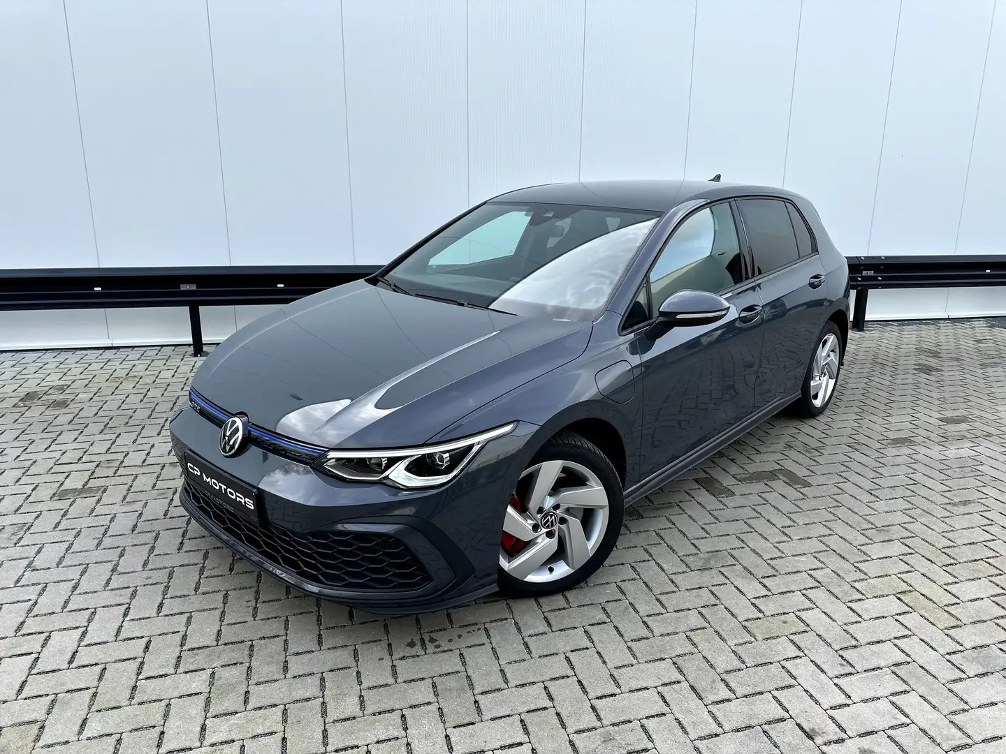 Volkswagen Golf GTE 245 PK | PLUG-IN HYBRID | ACC | PDC | BTW-WAGEN Grijs - 1