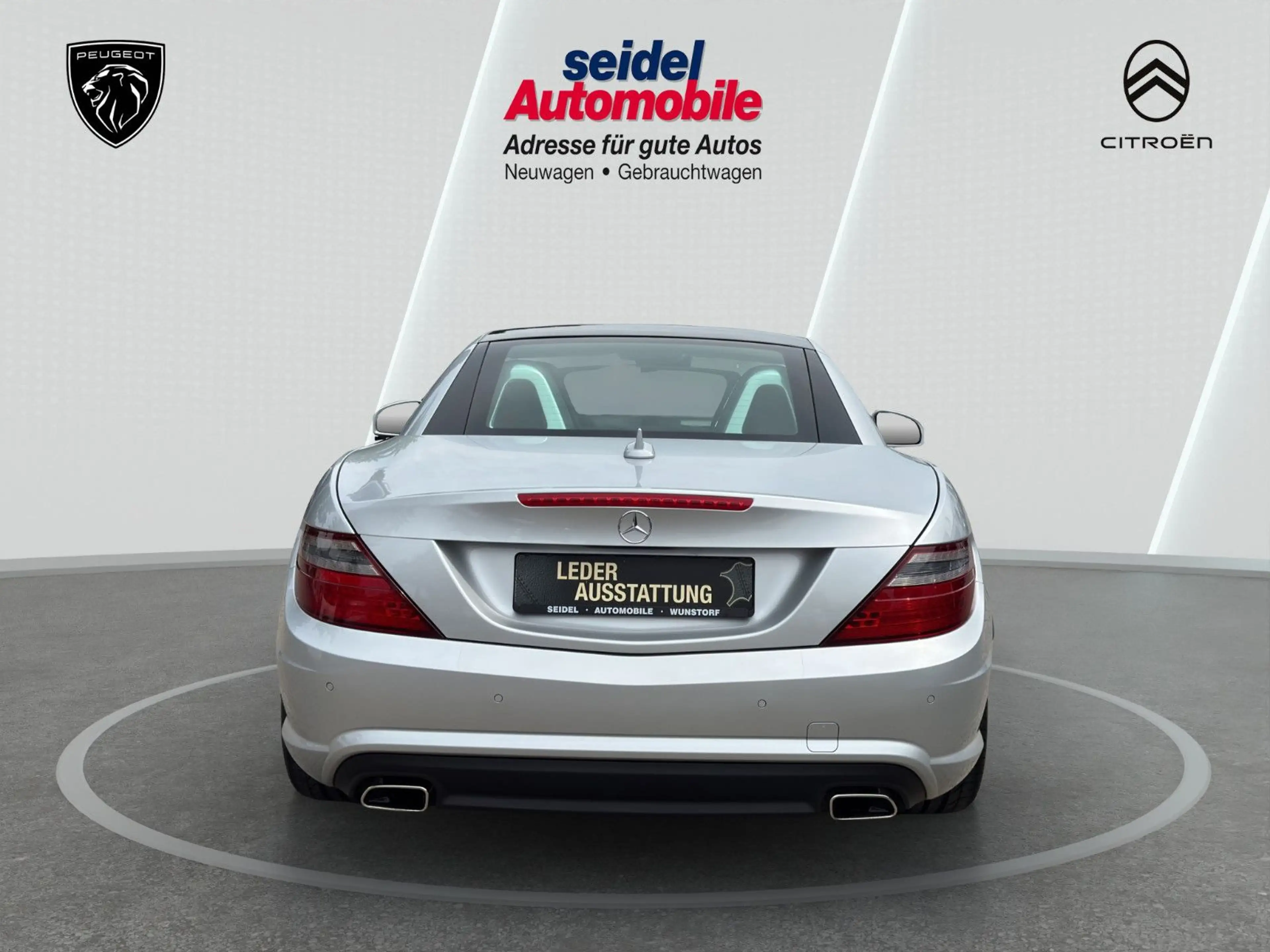 Mercedes-Benz SLK 250 CGI Automatik AMG Roadster wenig KM — photo 4