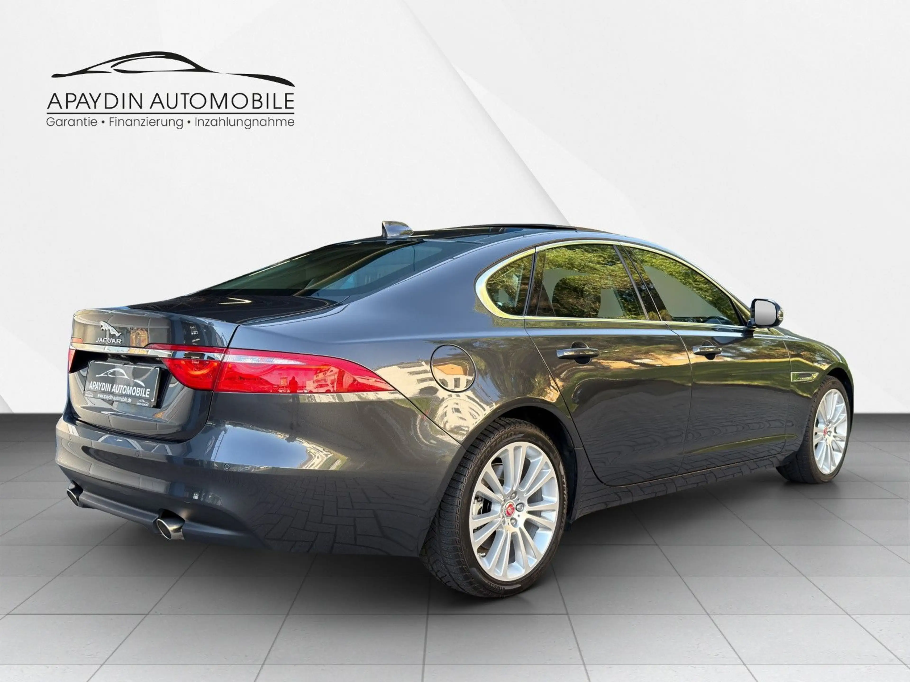 Jaguar XF Portfolio 25 AWD PANO/ACC/LEDER/WiP/15.000 KM — photo 5