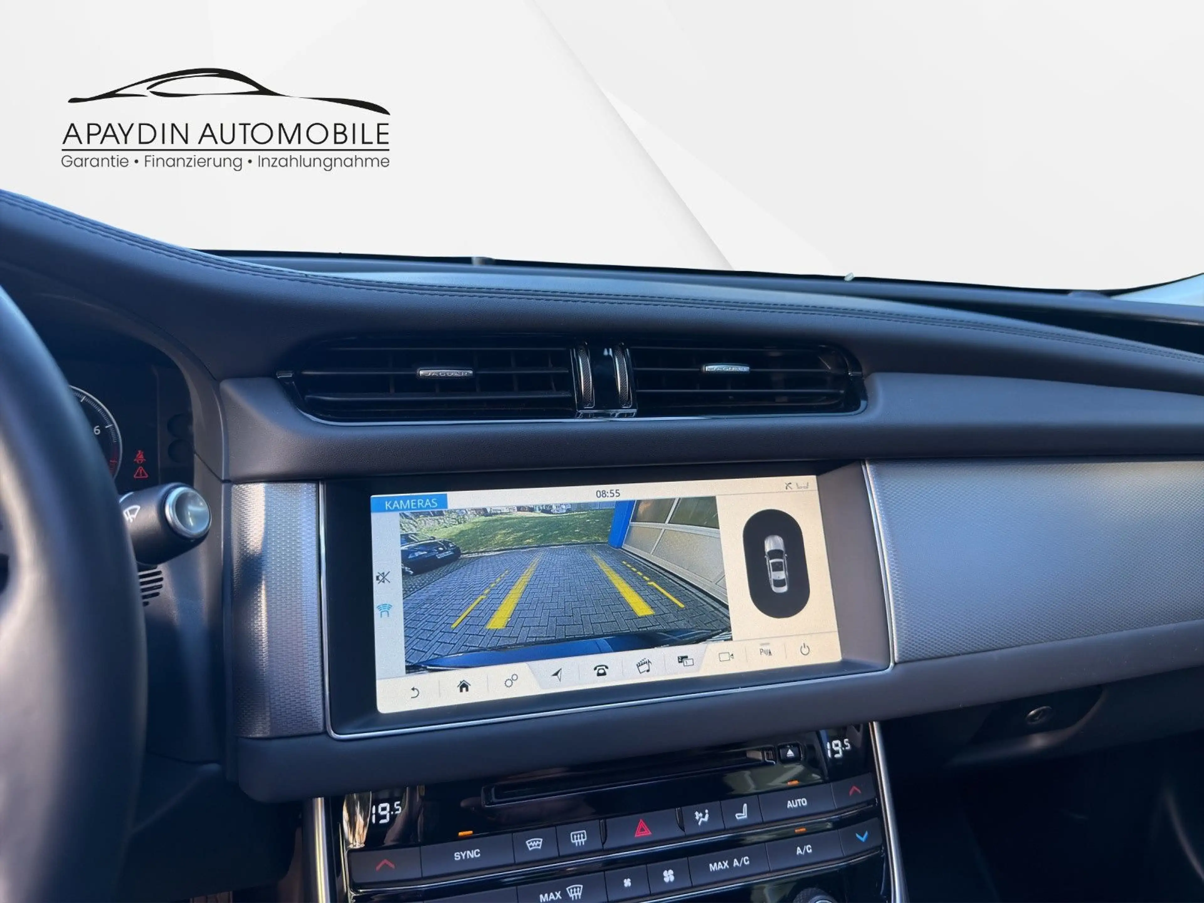 Jaguar XF Portfolio 25 AWD PANO/ACC/LEDER/WiP/15.000 KM — photo 37
