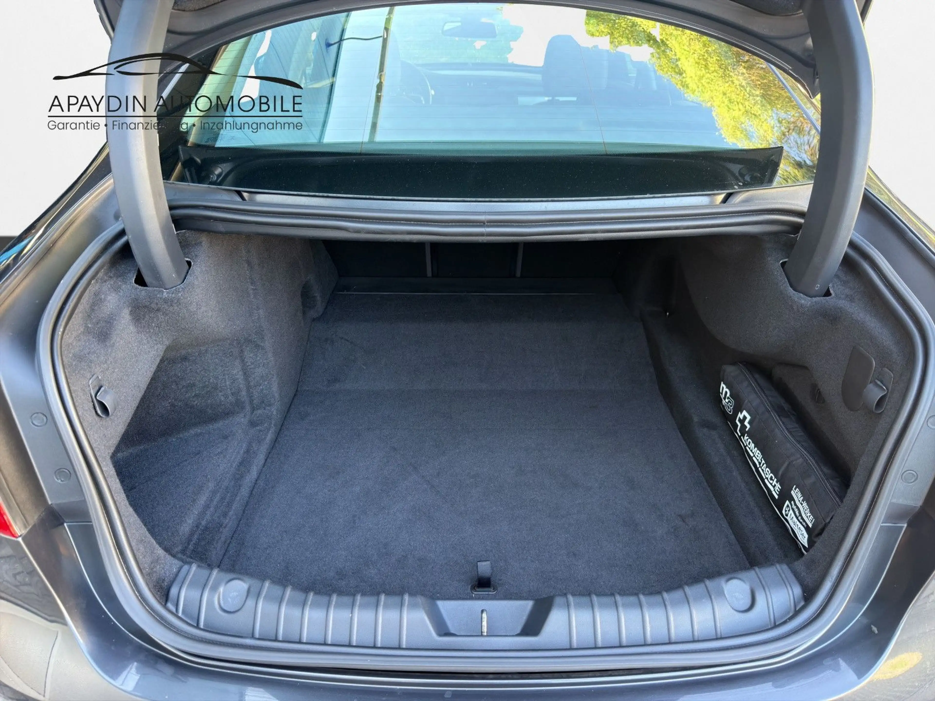 Jaguar XF Portfolio 25 AWD PANO/ACC/LEDER/WiP/15.000 KM — photo 13