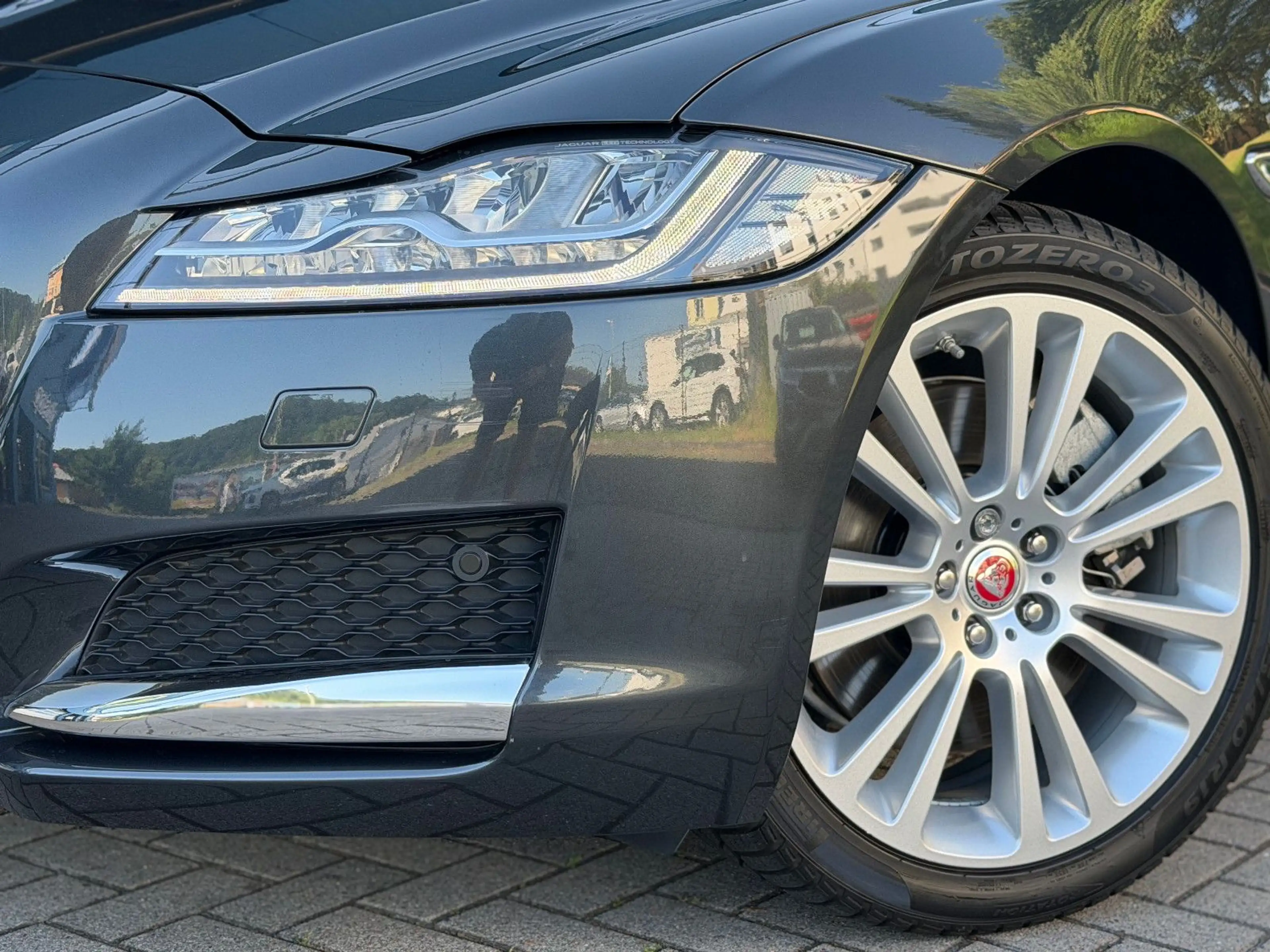 Jaguar XF Portfolio 25 AWD PANO/ACC/LEDER/WiP/15.000 KM — photo 40