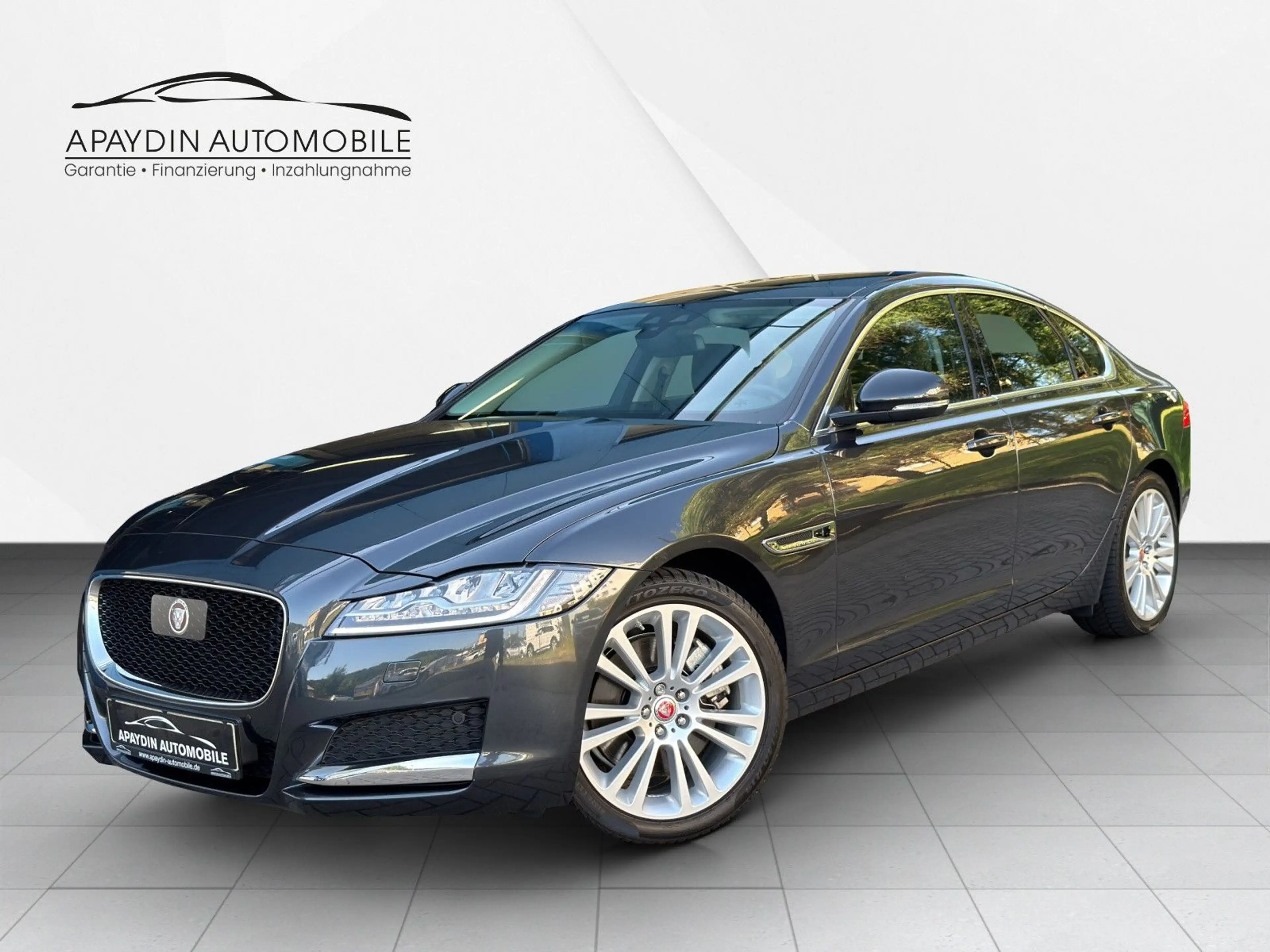 Jaguar XF Portfolio 25 AWD PANO/ACC/LEDER/WiP/15.000 KM