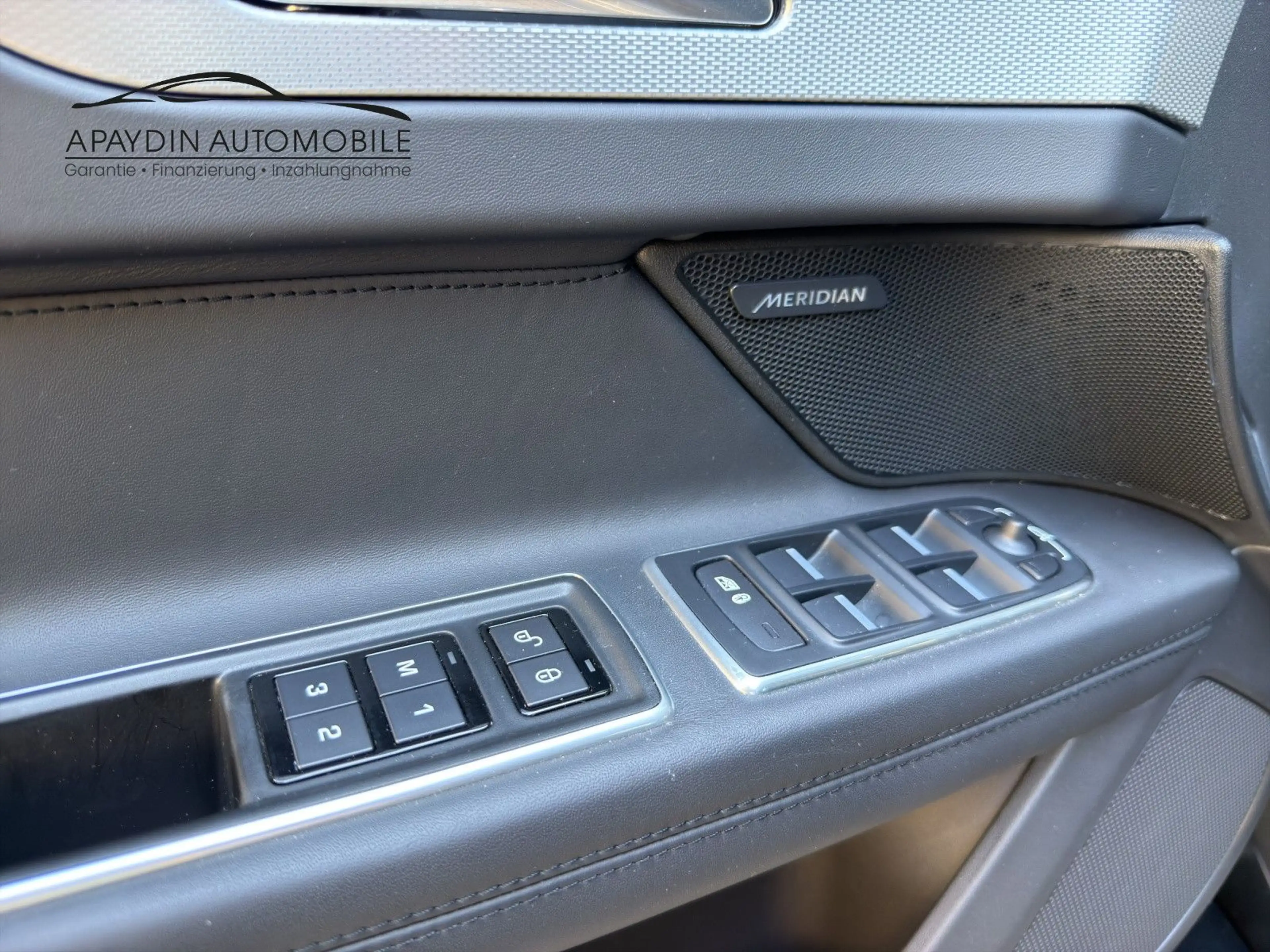 Jaguar XF Portfolio 25 AWD PANO/ACC/LEDER/WiP/15.000 KM — photo 22