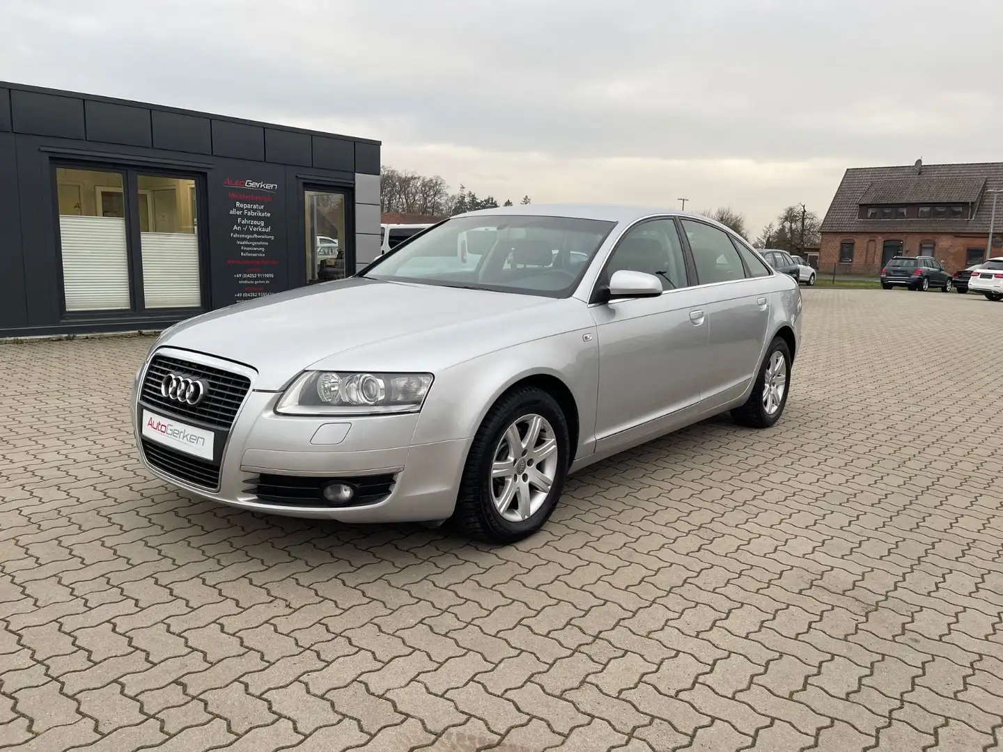 Audi A6 Lim. 2.4 2HD XENON PLUS Scheckheft TÜV NEU Silber - 1