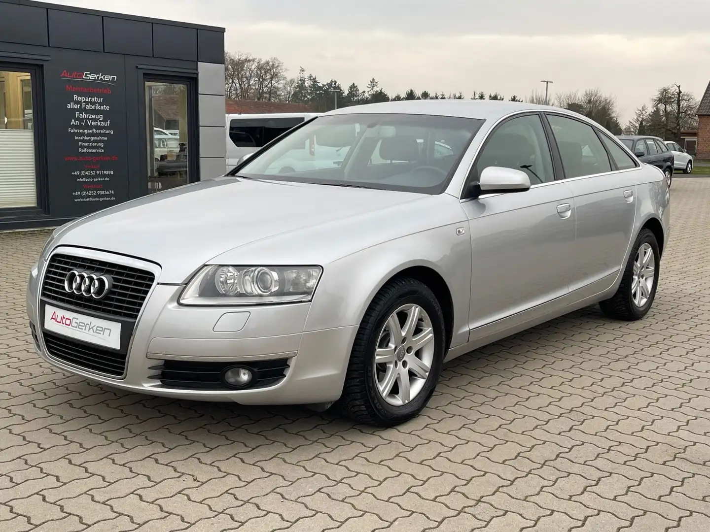 Audi A6 Lim. 2.4 2HD XENON PLUS Scheckheft TÜV NEU Silber - 2