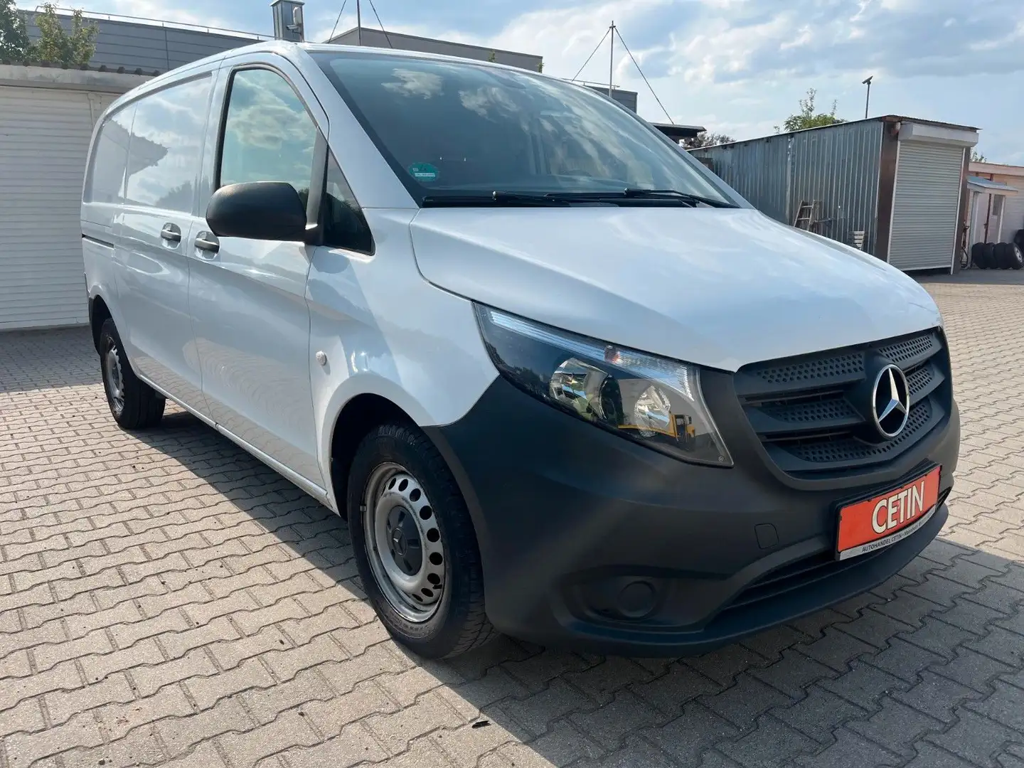 Mercedes-Benz Vito Kasten 109 CDI FWD kompakt Weiß - 1