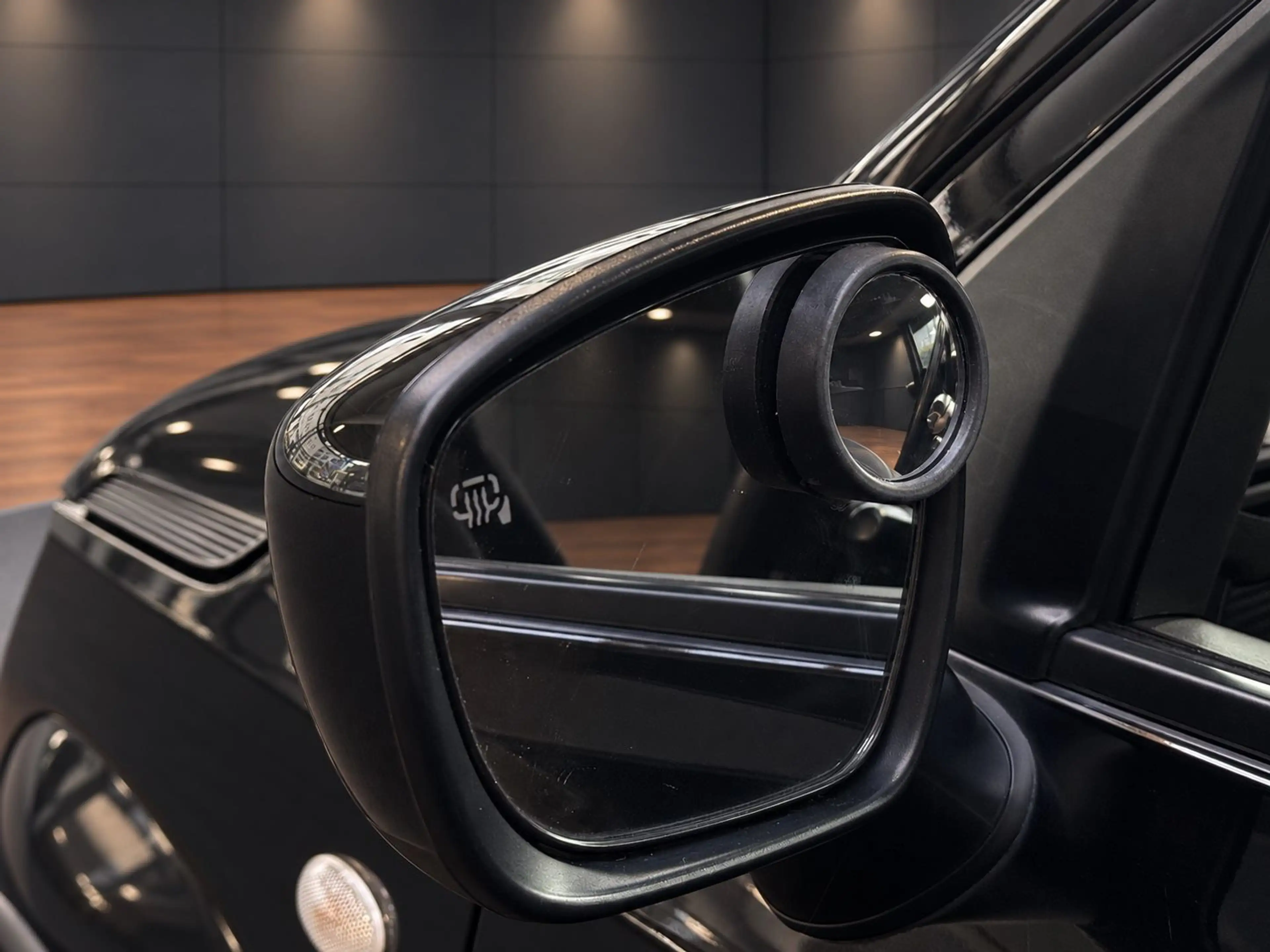 Suzuki Ignis 1.2 HYBRID AUTOMATIK*LED*SZH*KAMERA*SPURH* — photo 12