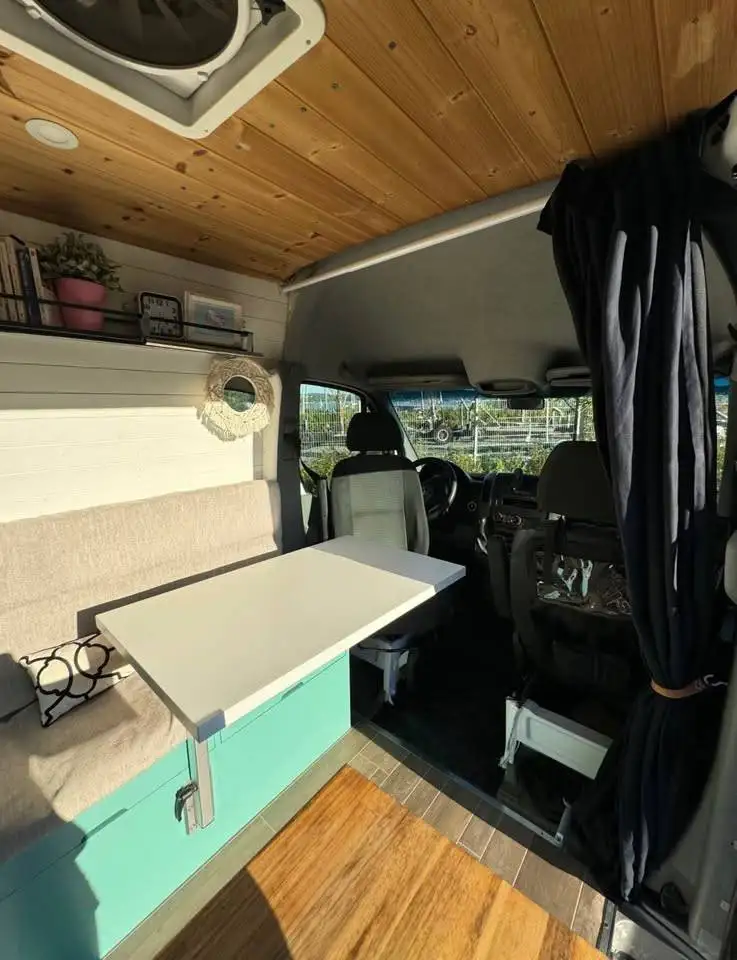 Mercedes-Benz Sprinter снимка Mercedes-Benz Sprinter