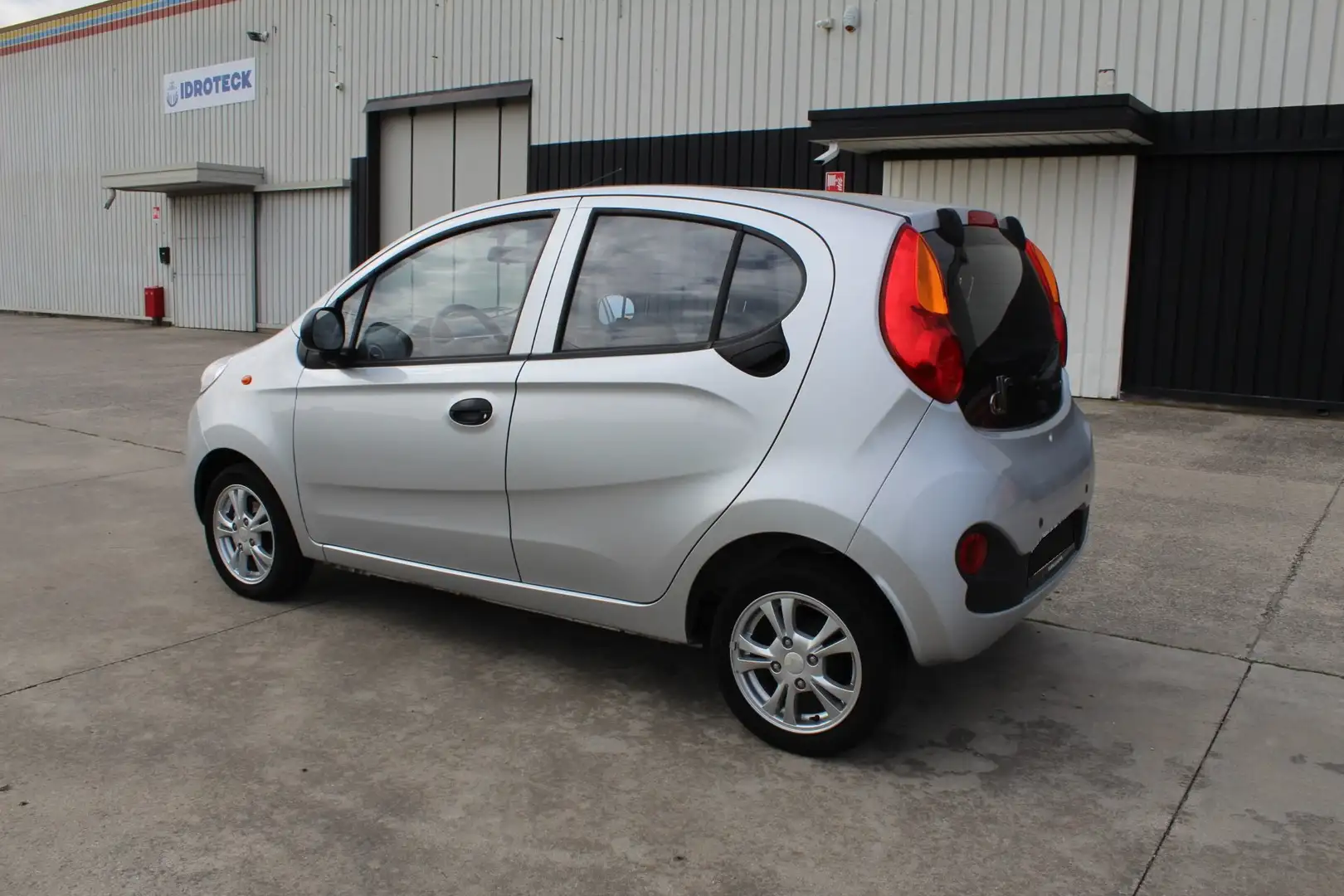 DR Automobiles DR Zero 1.0 GPL Pochi KM Percorsi GPL neo Patentati Silber - 2