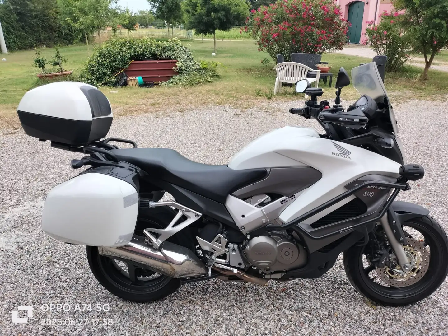 Honda Crossrunner VFR800X Bianco - 2