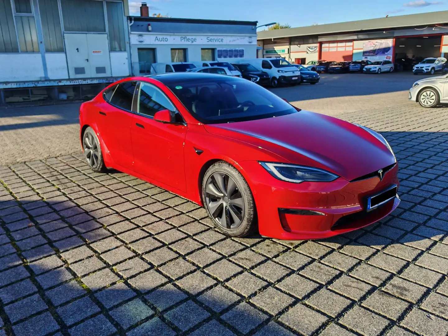 Tesla Model S Rot - 1