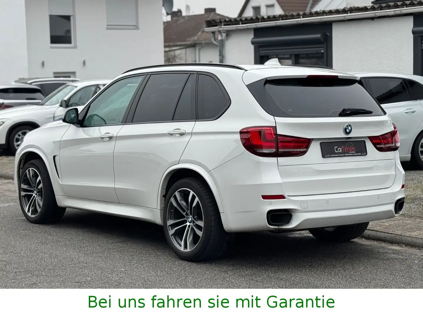 BMW X5 M50D AHK/HEAD-UP/PANO/ Weiß - 2