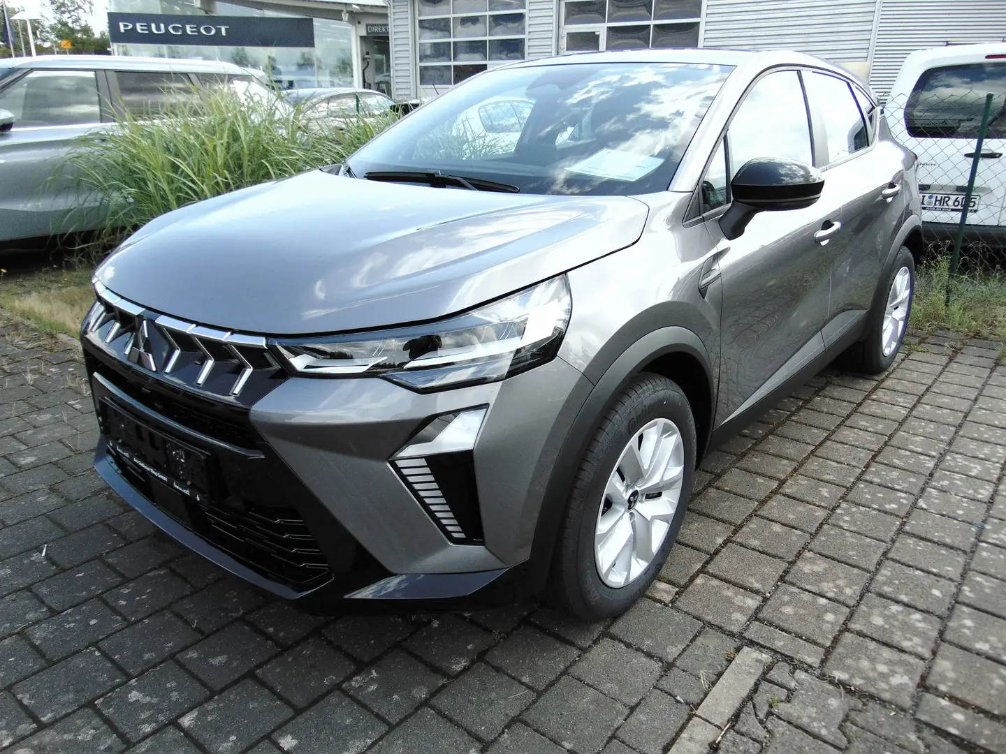 Mitsubishi ASX BASIS 1.0 T-Benziner 6-Gang Grigio - 1