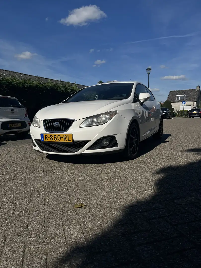 SEAT Ibiza 1.6 Reference Fehér - 2