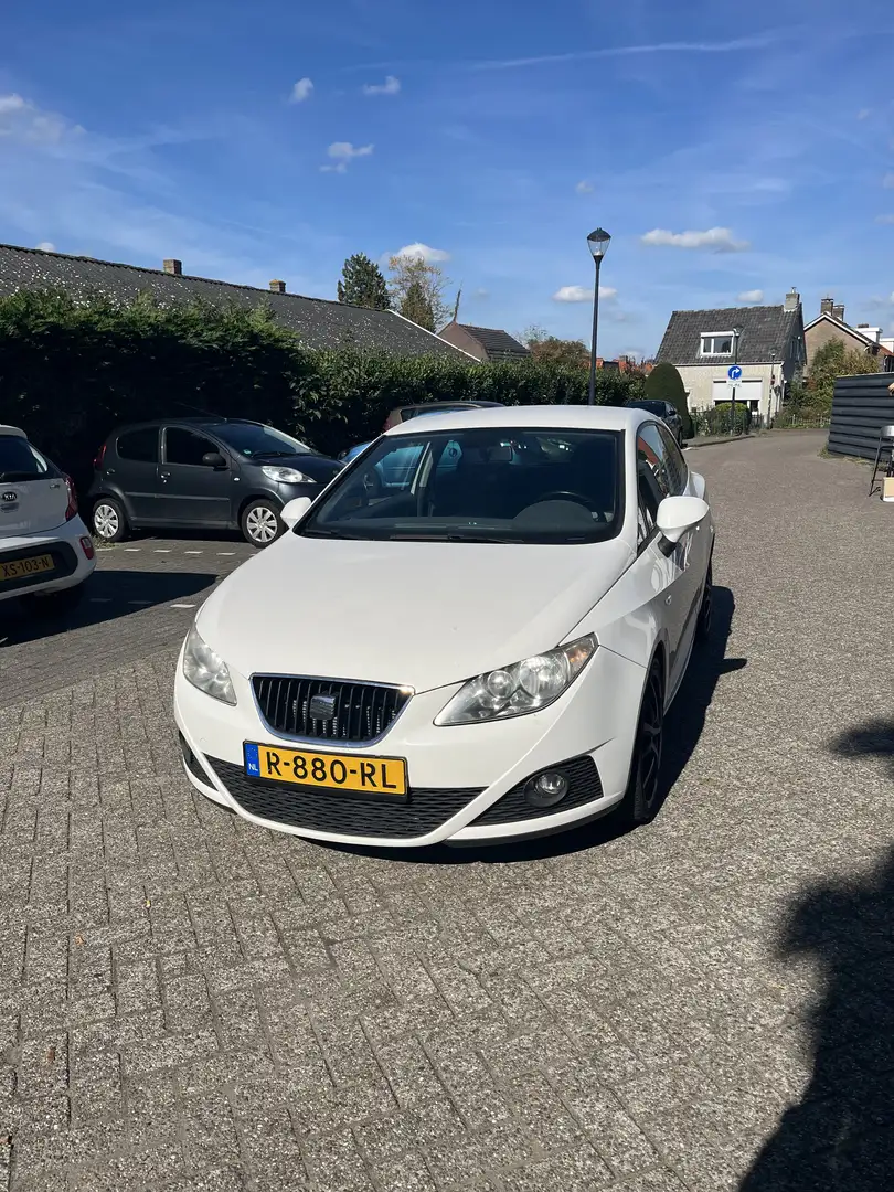 SEAT Ibiza 1.6 Reference Fehér - 1