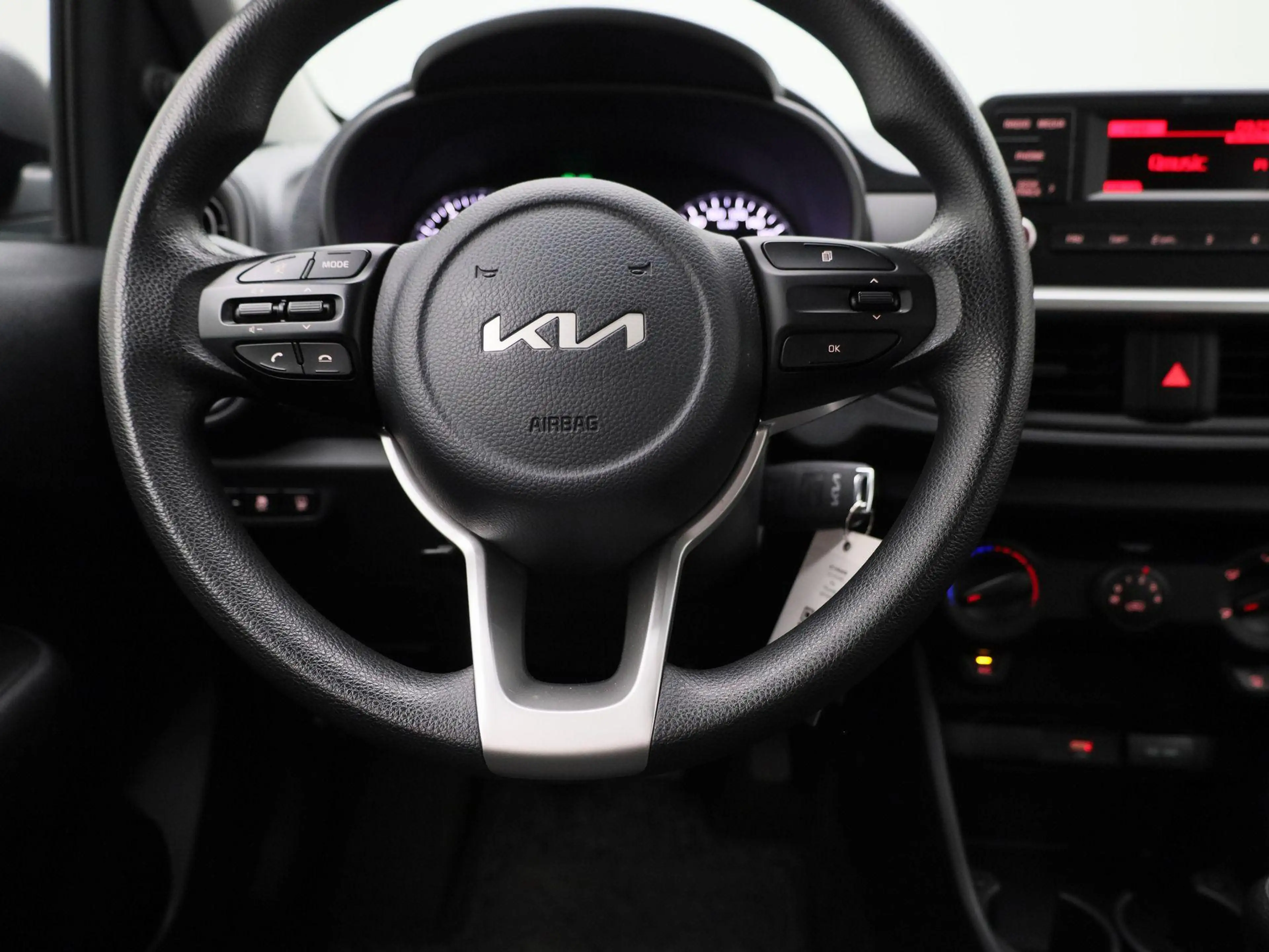Kia Picanto Easy 1.0 — photo 7