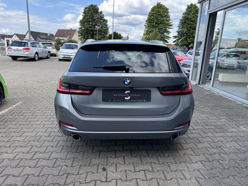 BMW 330 d Mildh.Touring Facelift Teil-Leder Navi LED Kamer — photo 6