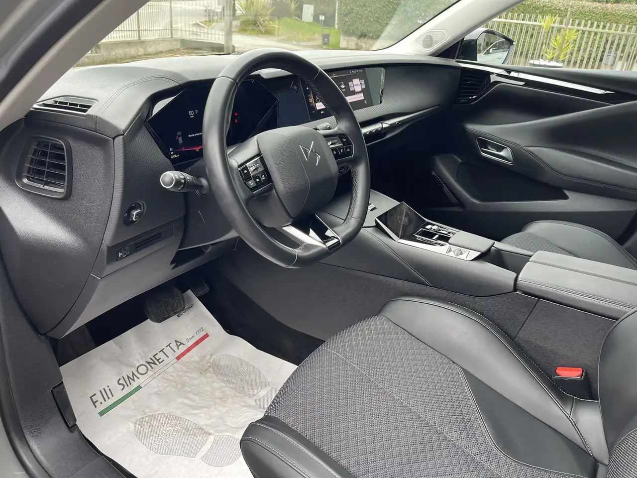 DS Automobiles DS 4 1.2 puretech Cross Trocadero 130cv auto 9