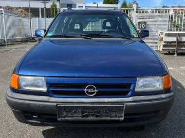 Astra F Vision Caravan 1.6 | Automatik | Spektralblau Metallic