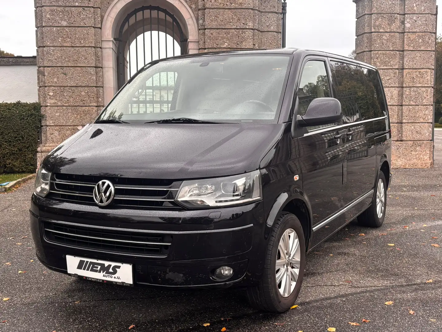 Volkswagen T5 Multivan 4Motion Highline *PICKERL*7 SITZE*SCHIEBETÜREN elektr.*KAMERA* Schwarz - 1