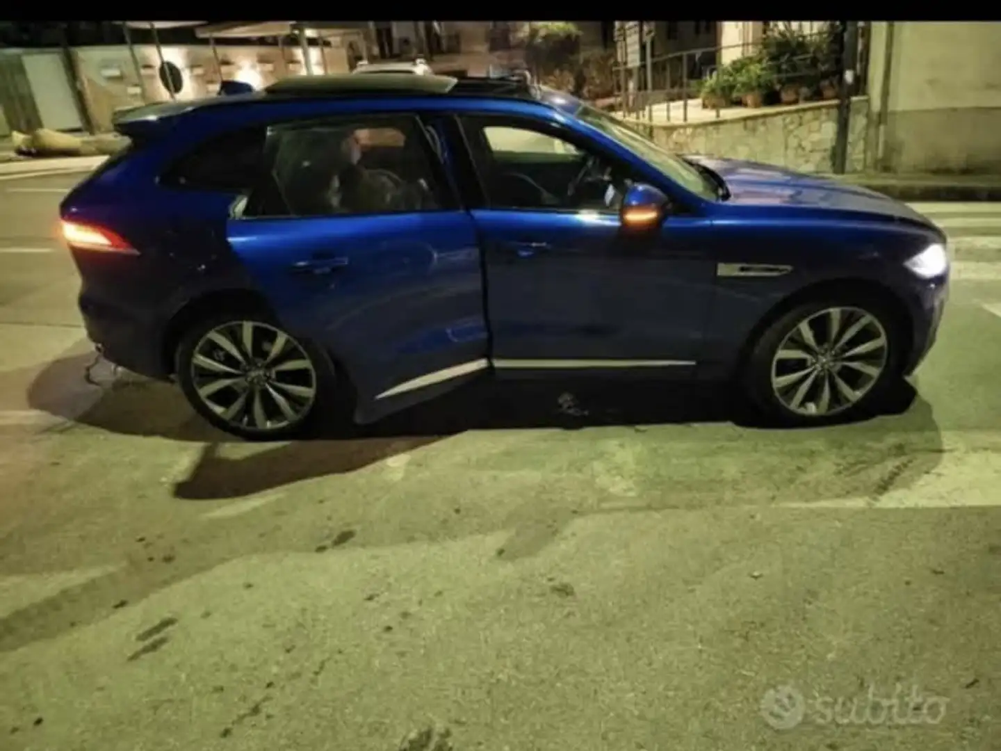 Jaguar F-Pace 2.0d i4 R-Sport awd 180cv auto my18 - 2