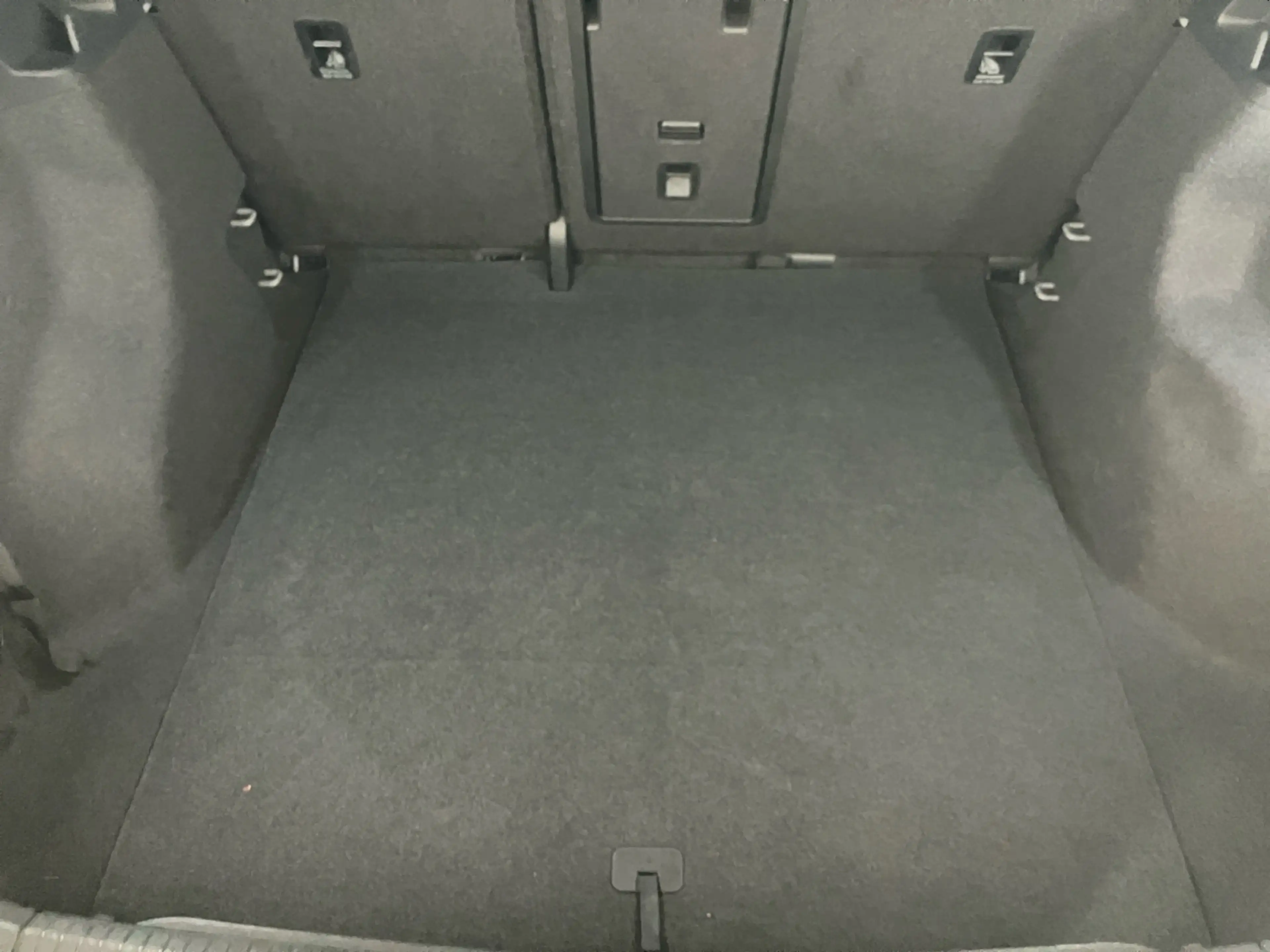 Volkswagen ID.4 Pro Performance AHK Pano LED Kamera — photo 11