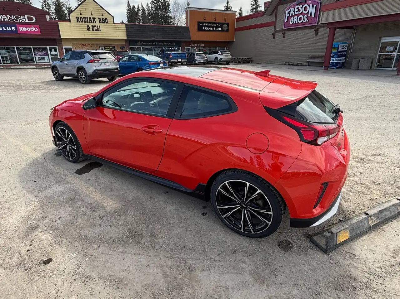 Hyundai VELOSTER снимка Hyundai VELOSTER