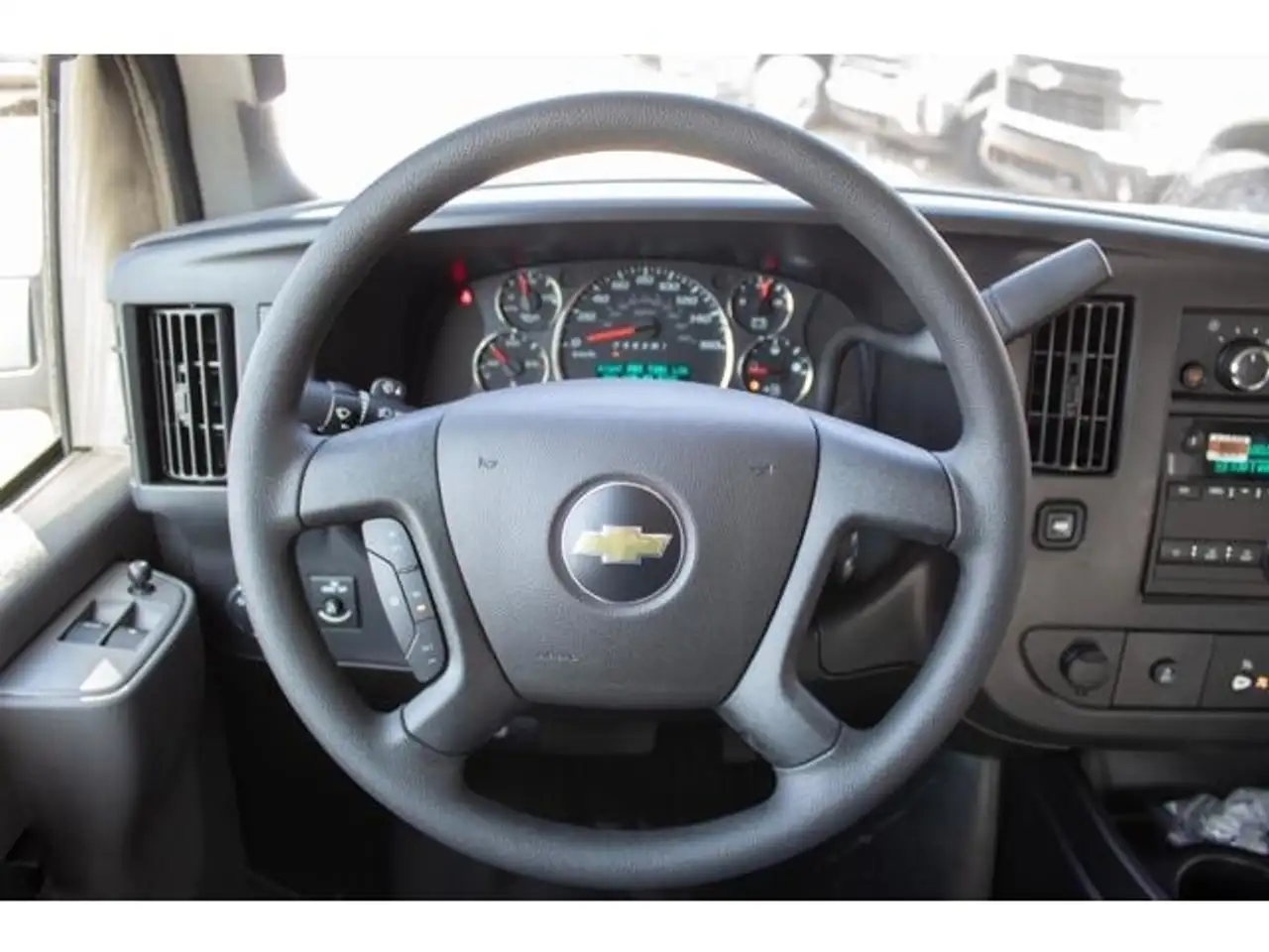 Chevrolet Express 2500 снимка Chevrolet Express 2500