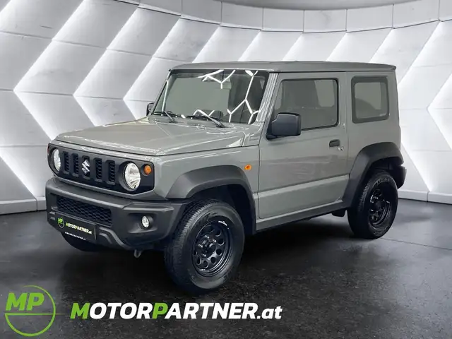 Suzuki Jimny 1,5L **Grau mit Fenster**
