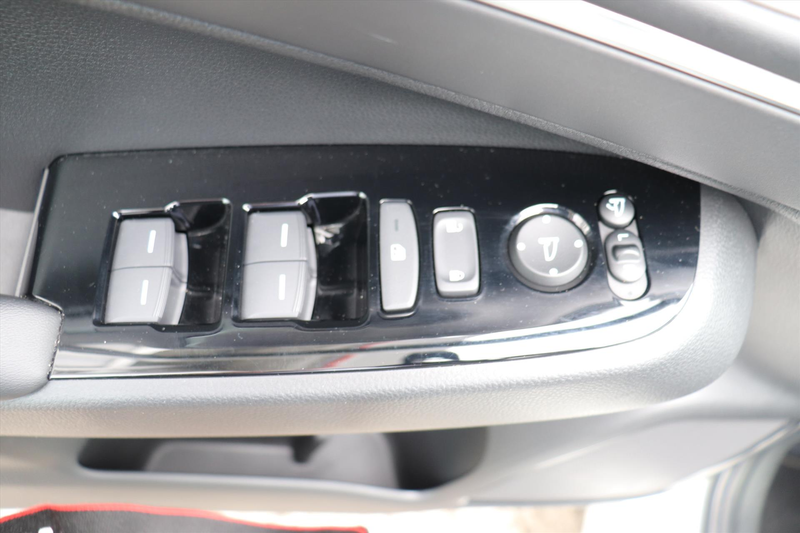 Honda HR-V 1.5 i-MMD 131pk CVT Advance — photo 6