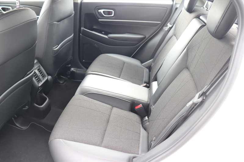 Honda HR-V 1.5 i-MMD 131pk CVT Advance — photo 15