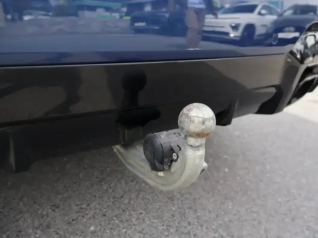 BMW X3 M 40d Gestiksteuerung Head-Up HiFi DAB Ansicht 13
