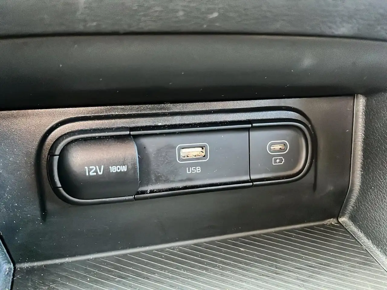 Kia Sportage снимка Kia Sportage