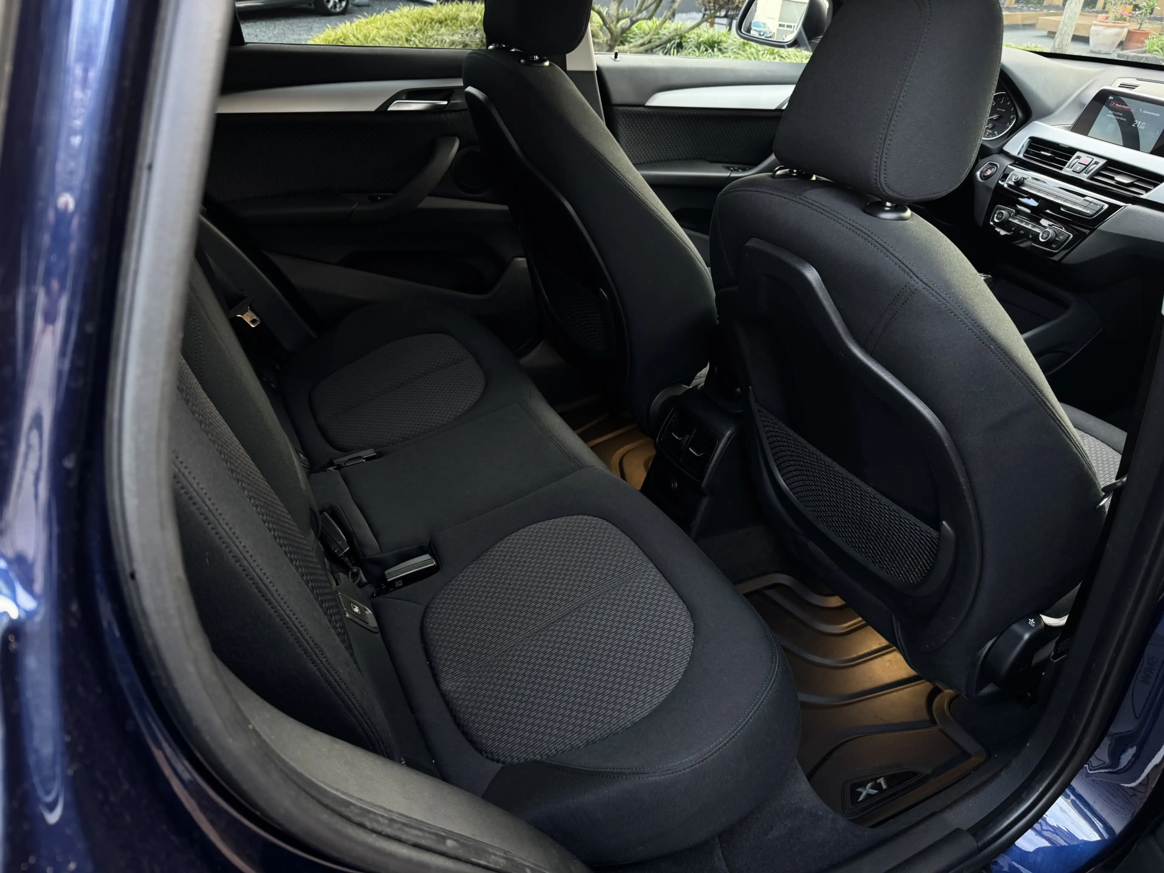 BMW X1 xDrive20i Executive | 1eEig | NAV | Stoelverw. | X — photo 34