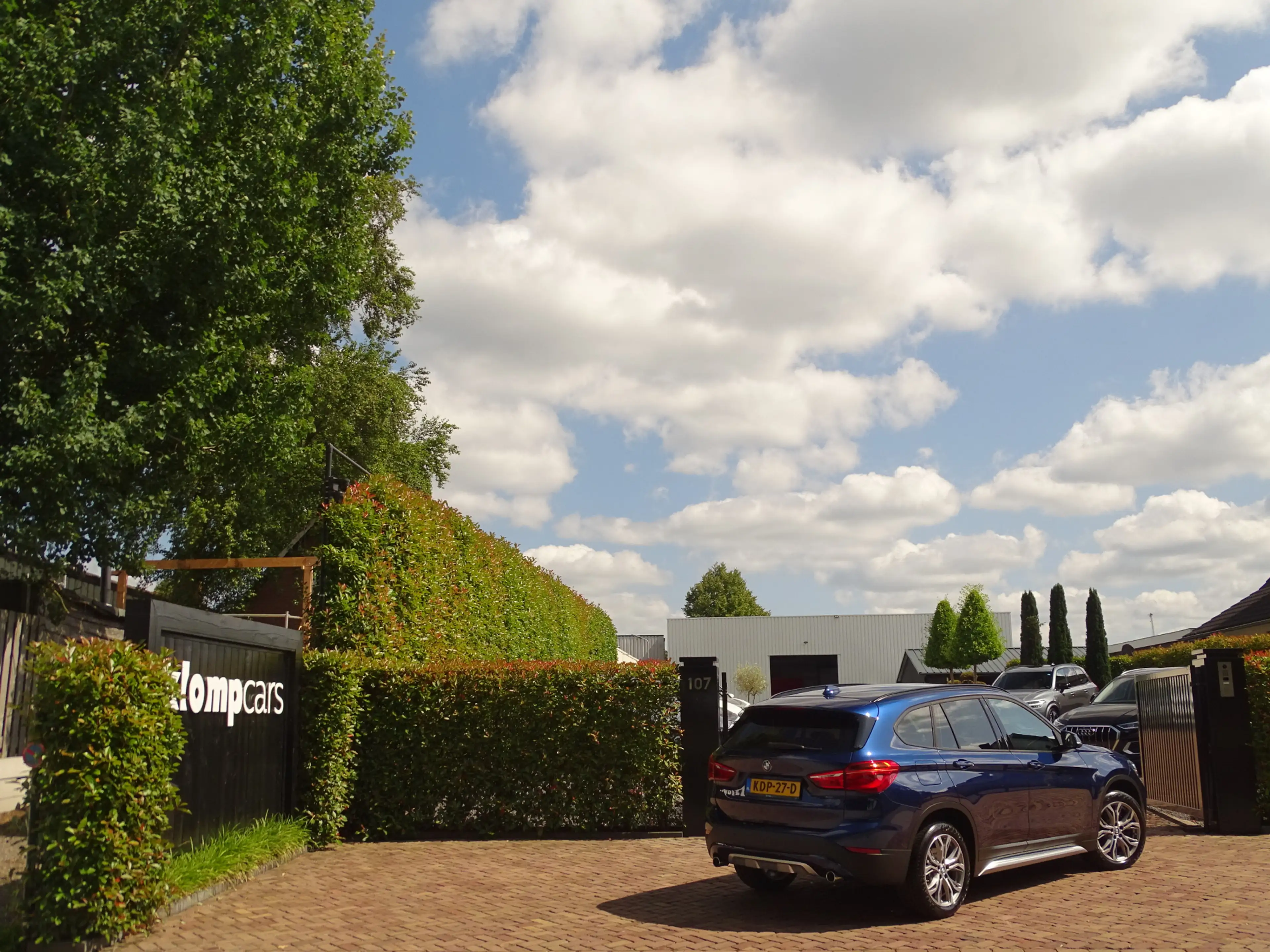 BMW X1 xDrive20i Executive | 1eEig | NAV | Stoelverw. | X — photo 5