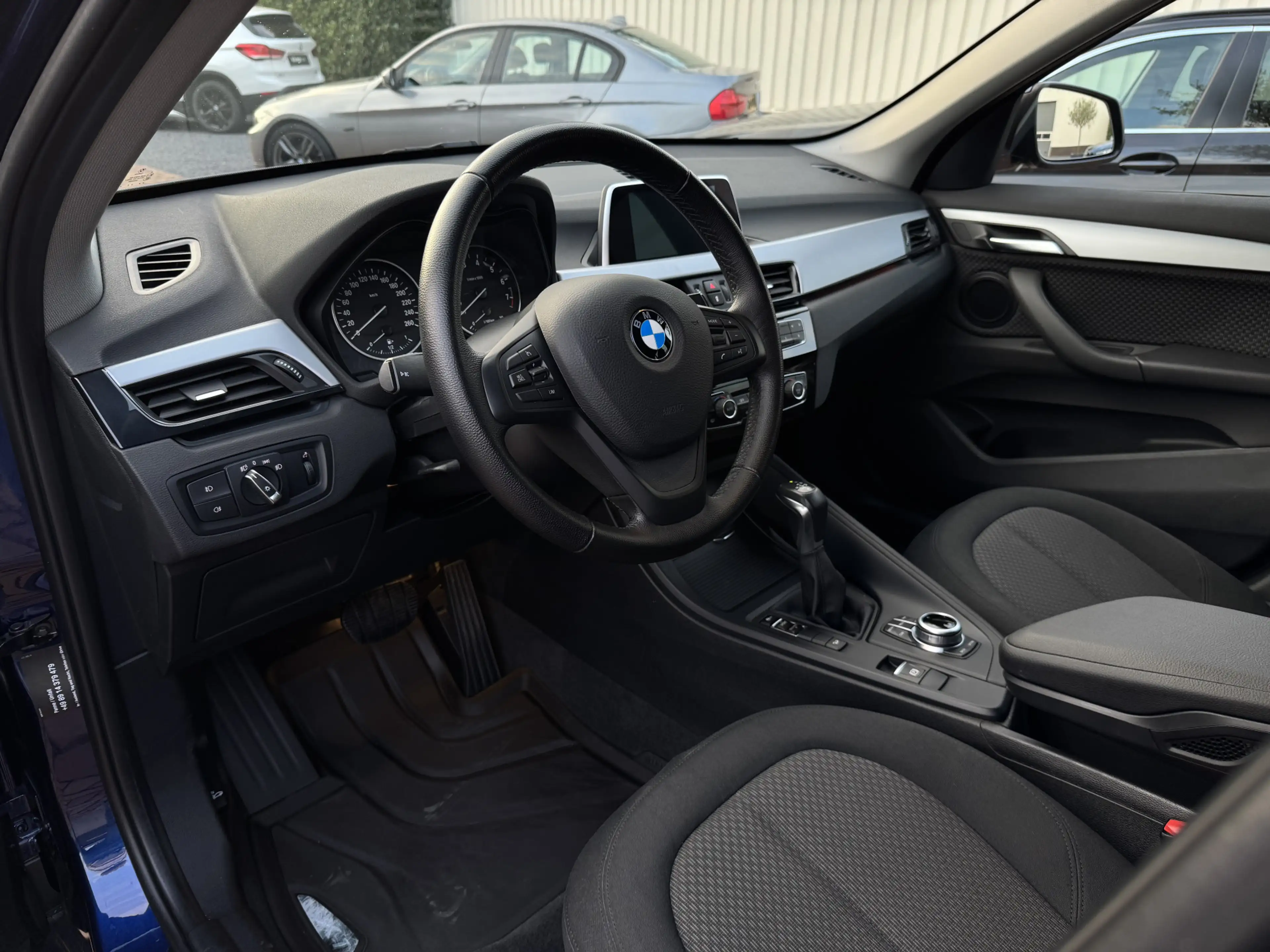 BMW X1 xDrive20i Executive | 1eEig | NAV | Stoelverw. | X — photo 11
